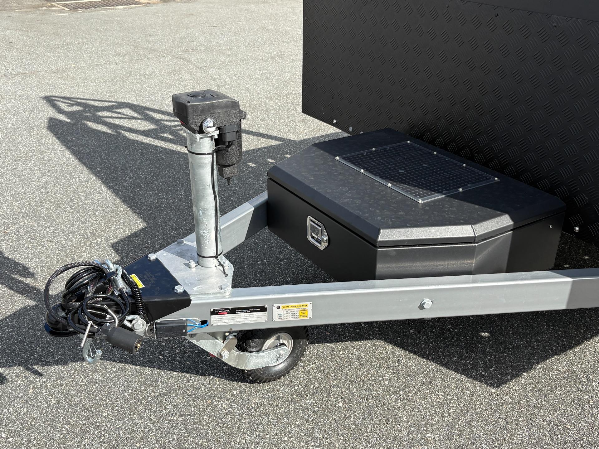 2026 Futura SHIFTR 18' 3
