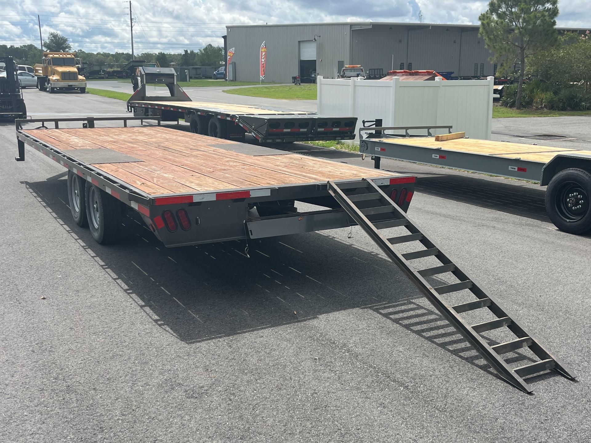 2021 East Texas Trailer 8.5' x 24' 7