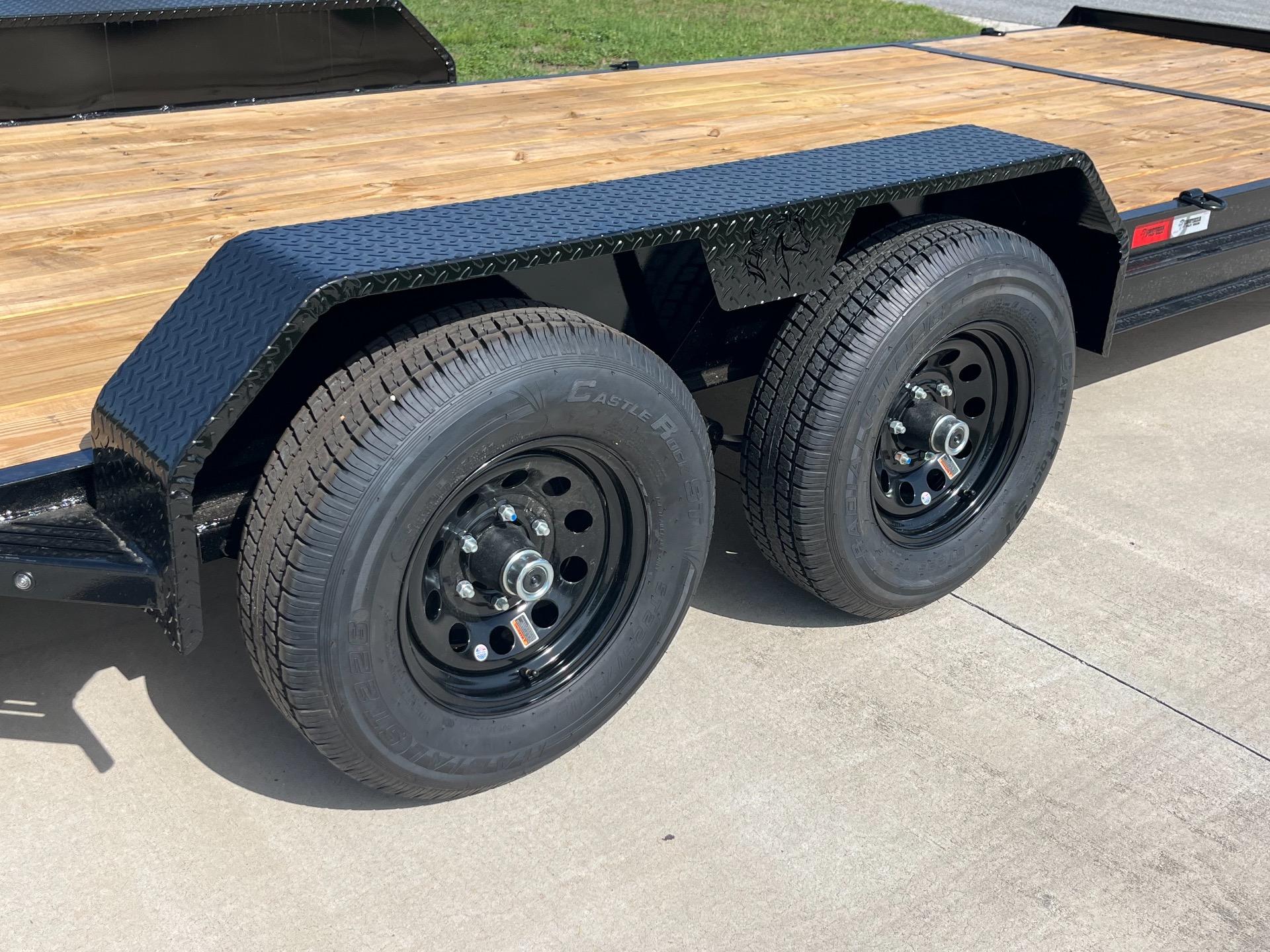 2025 Southern Utility 7' x 22' - 10K 4