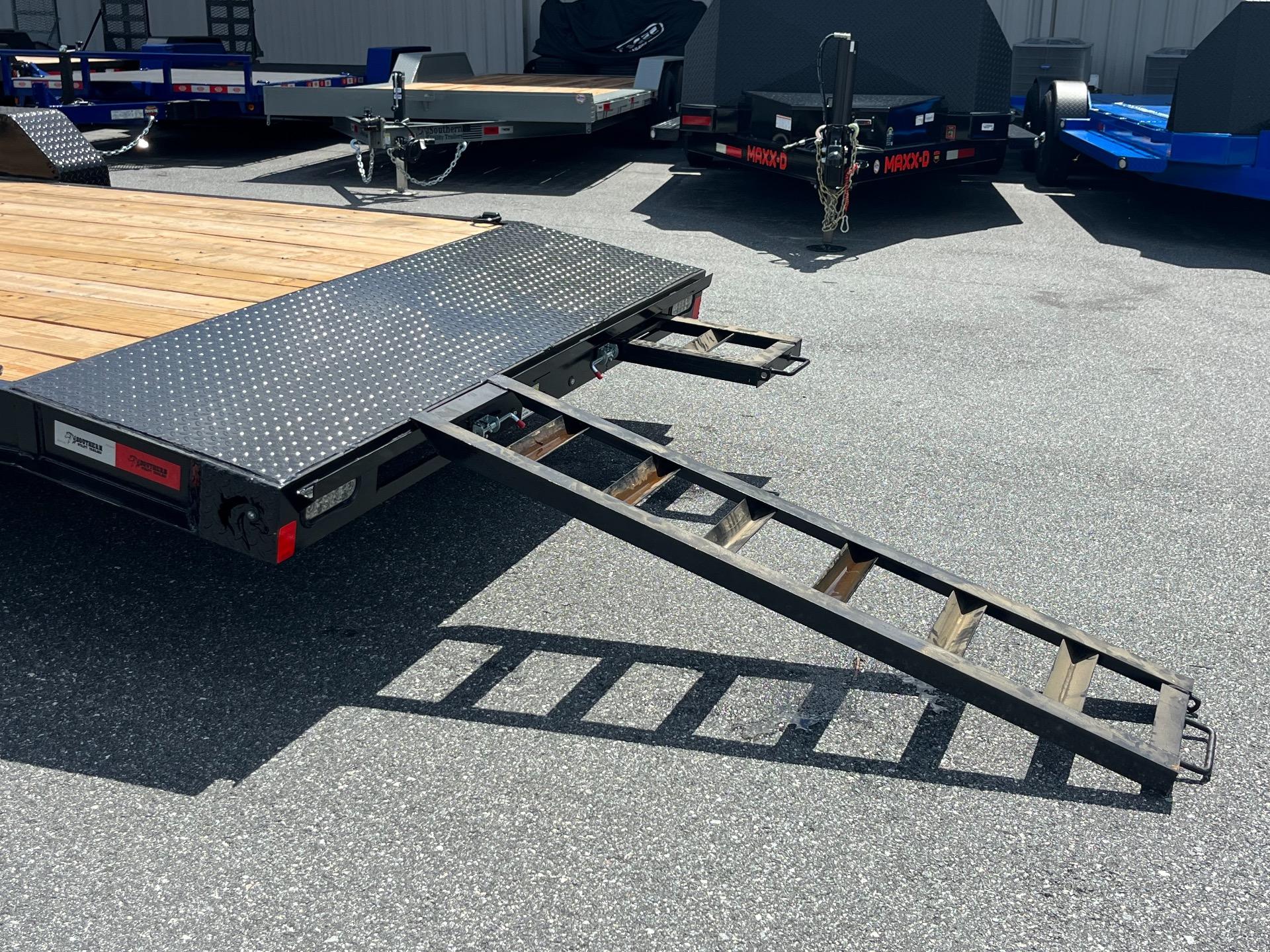 2025 Southern Utility  7' x 28' - 10K 8