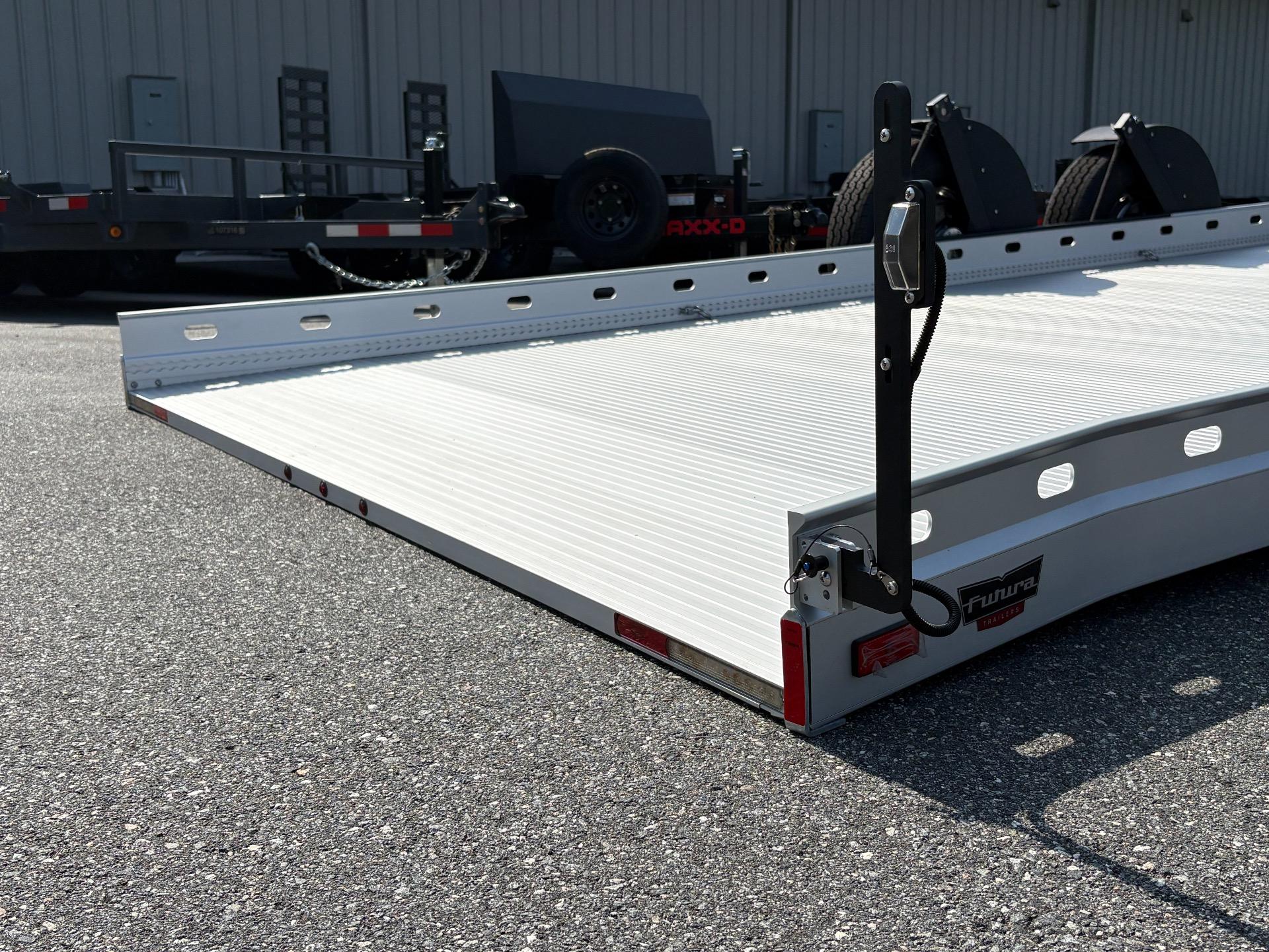 2026 Futura Pro Sport Lowering Trailer 6