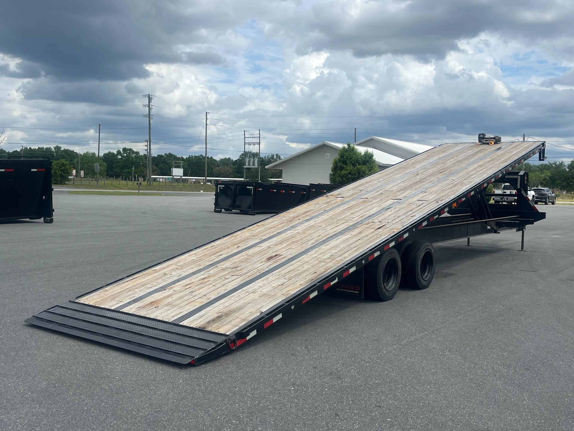 2022 MAXX-D 40' Flatbed Tilt 3