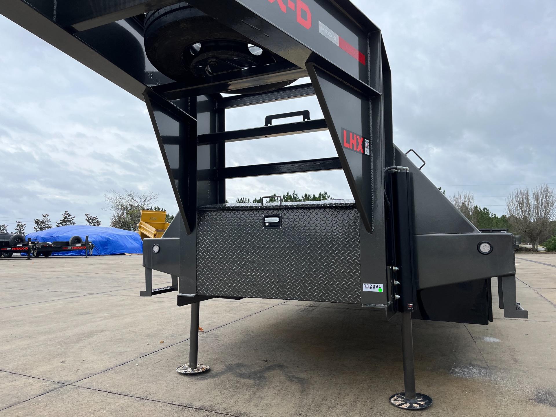 2024 MaxxD 40K Gooseneck Flatbed LHX 102 x 40 For Sale