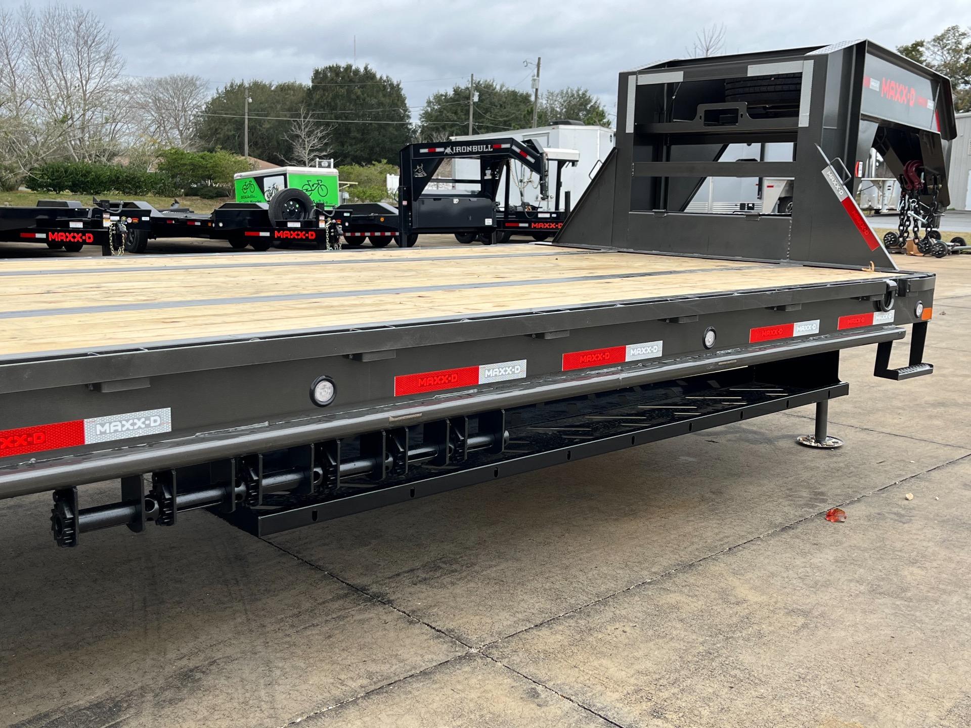 2024 MaxxD 40K Gooseneck Flatbed LHX 102 x 40 For Sale