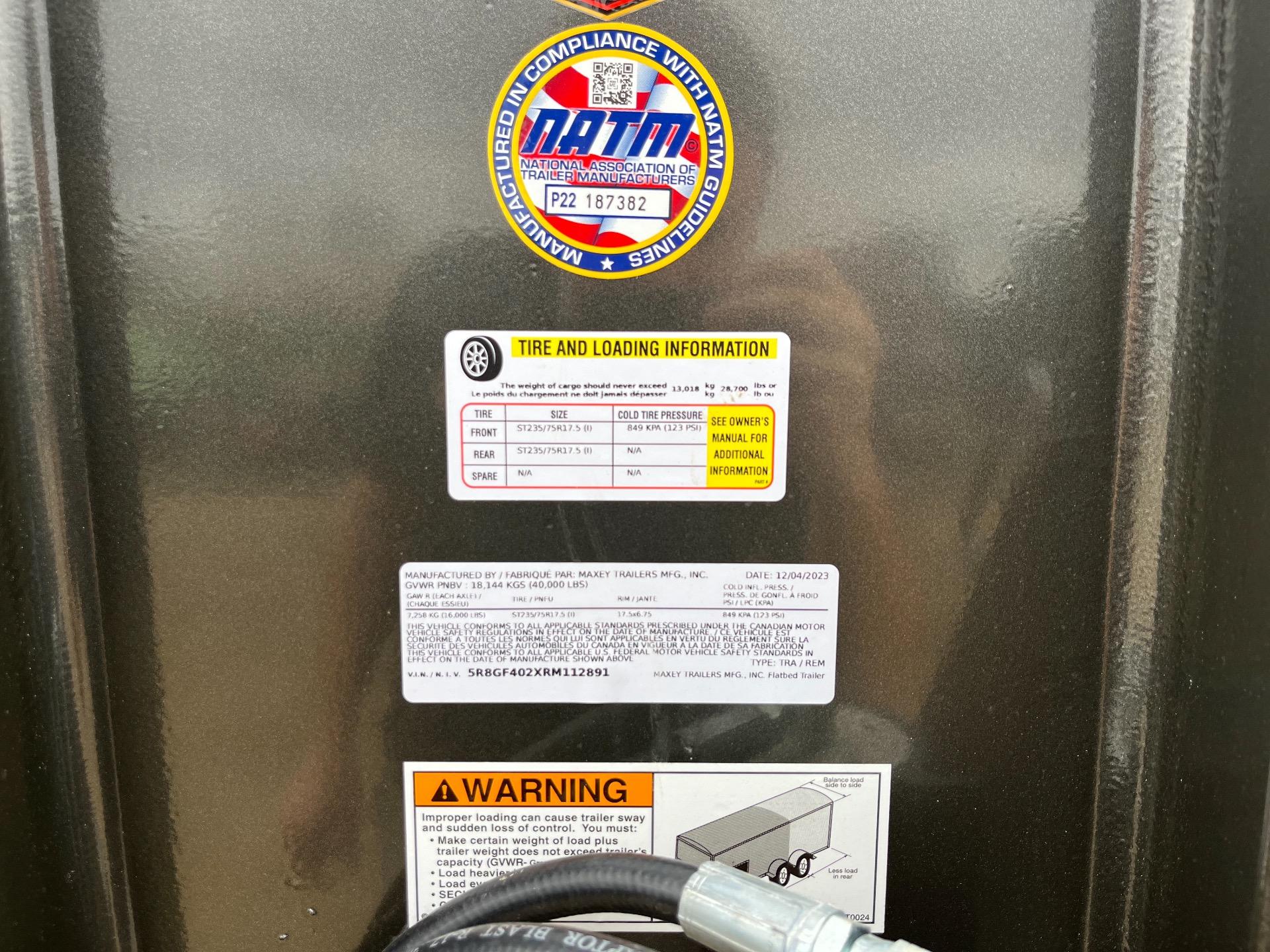 2024 MaxxD 40K Gooseneck Flatbed LHX 102 x 40 For Sale