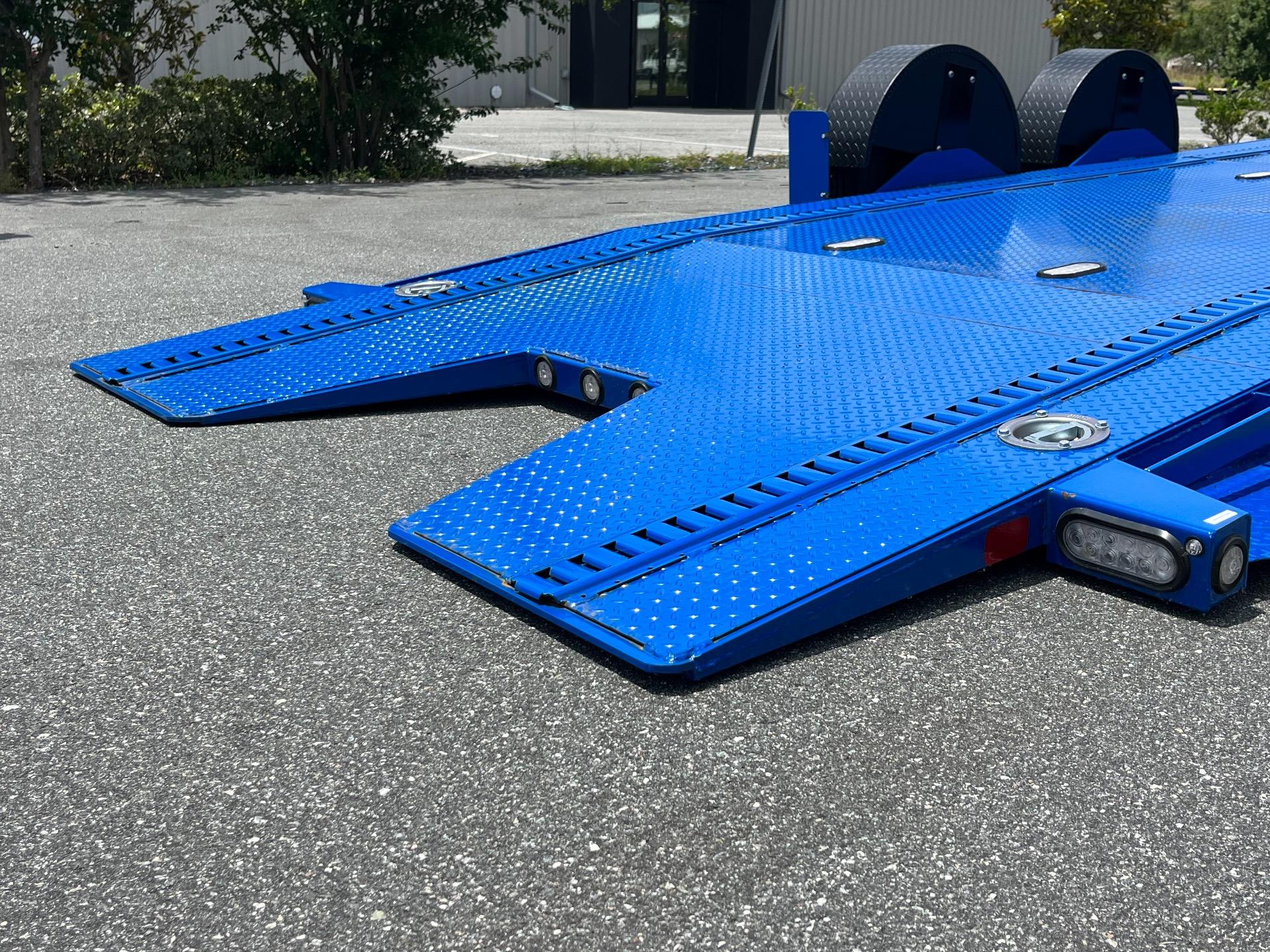 2025 MAXX-D Drop-N-Load 4