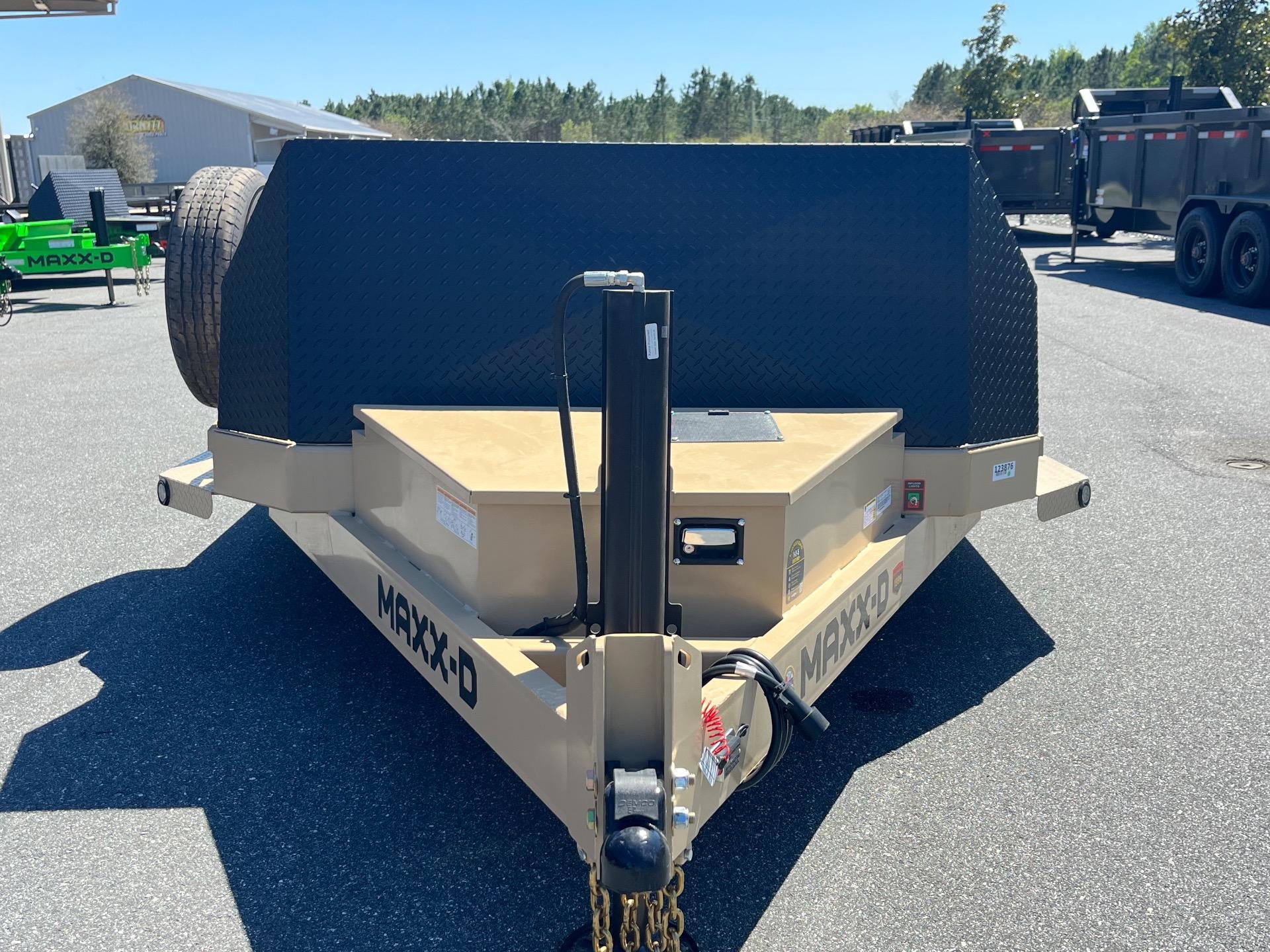 2025 MAXX-D Drop-N-Load 9