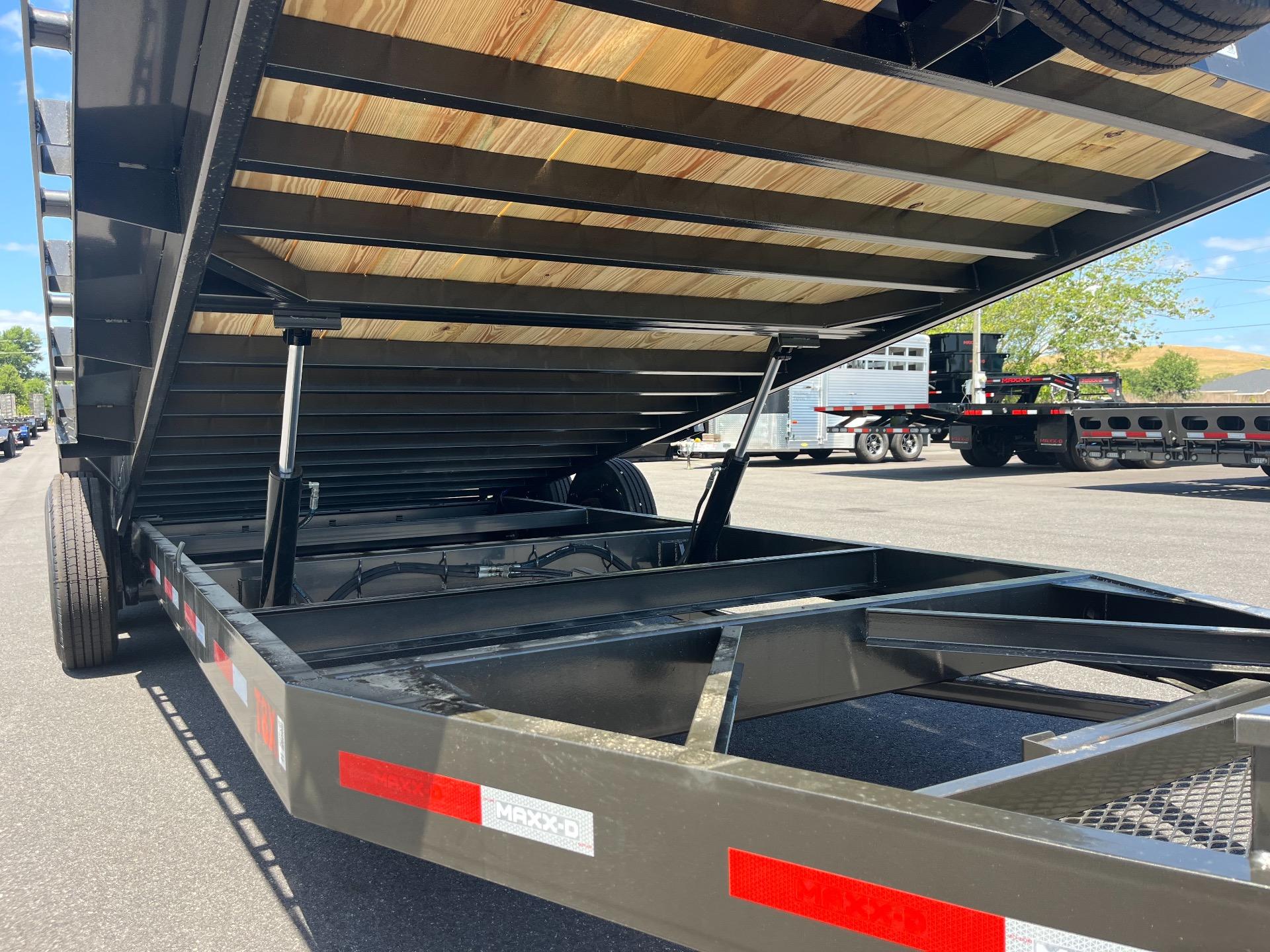 2026 MAXX-D T8X 8.5' x 24' 4
