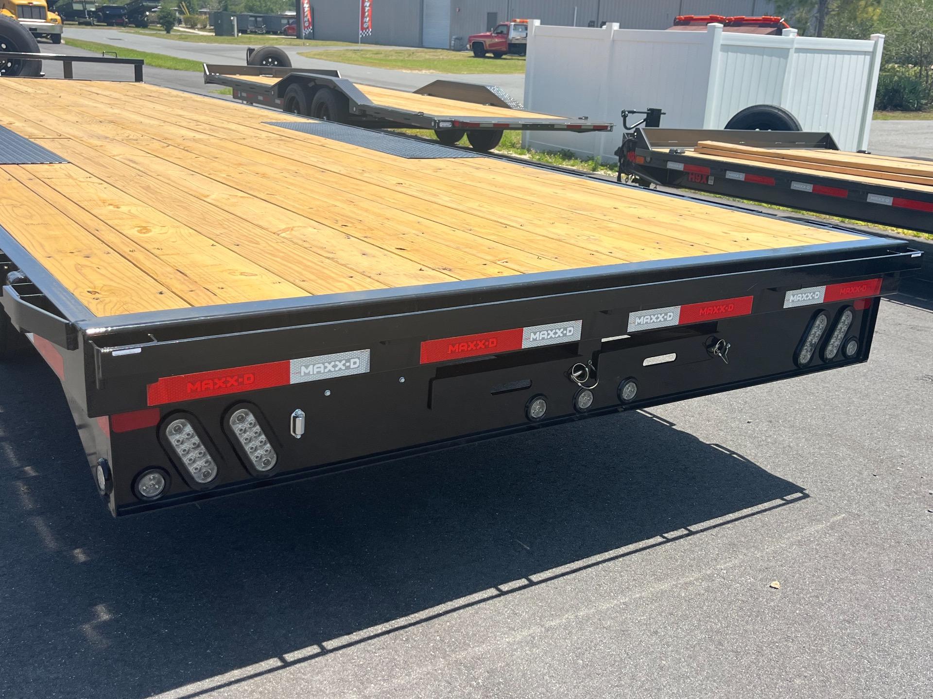 2026 MAXX-D DOX 8.5' x 26' 10