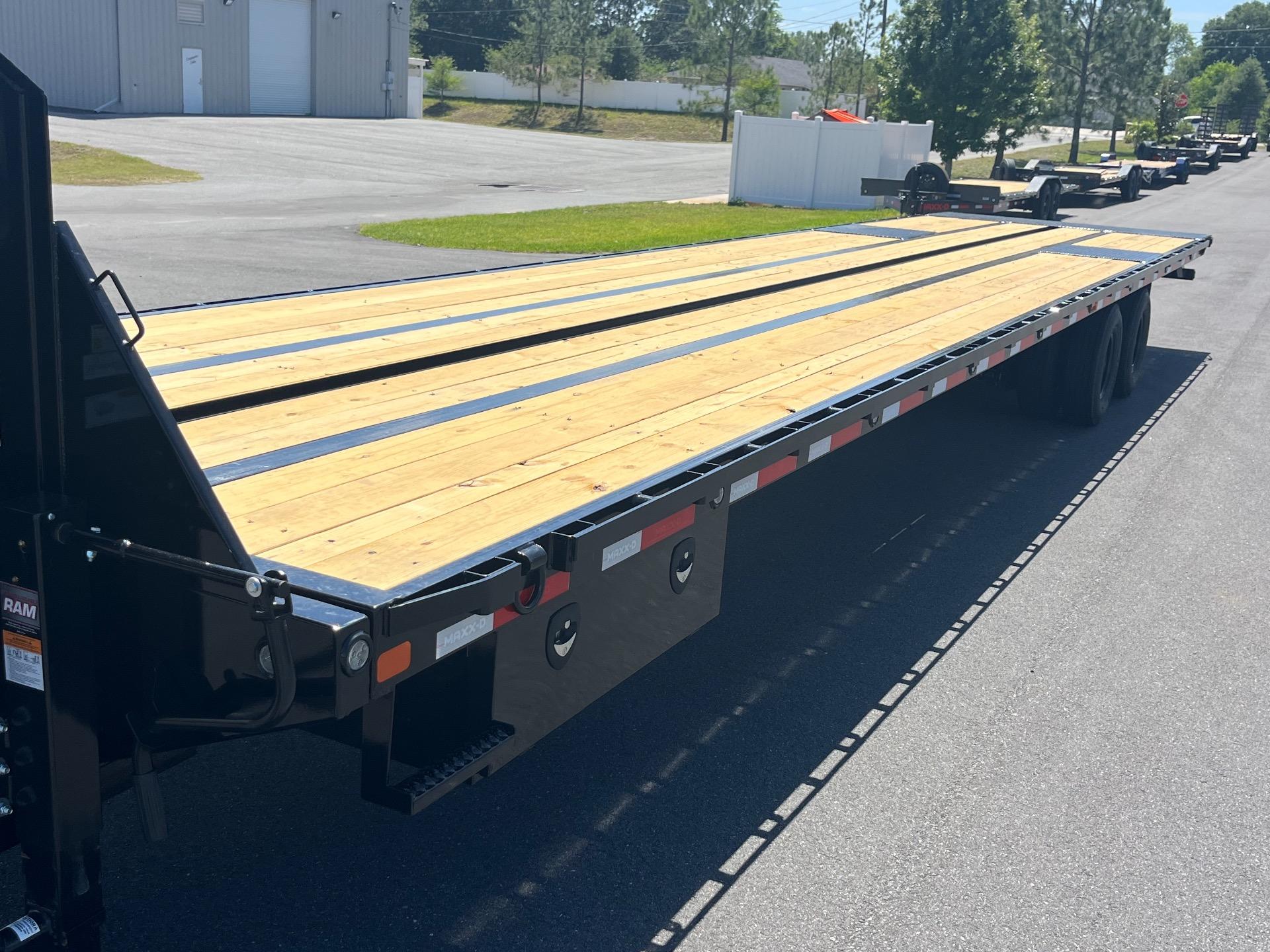 2026 MAXX-D TDX 8.5' x 40' 8