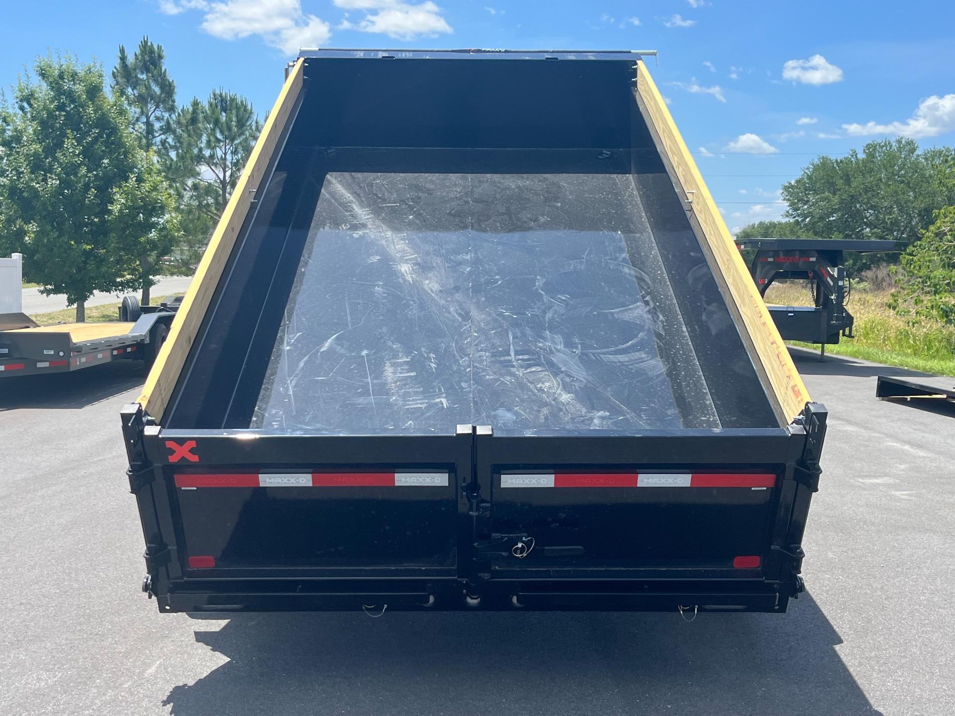 2026 MAXX-D DKX 7' x 14' (2' Sides) 3
