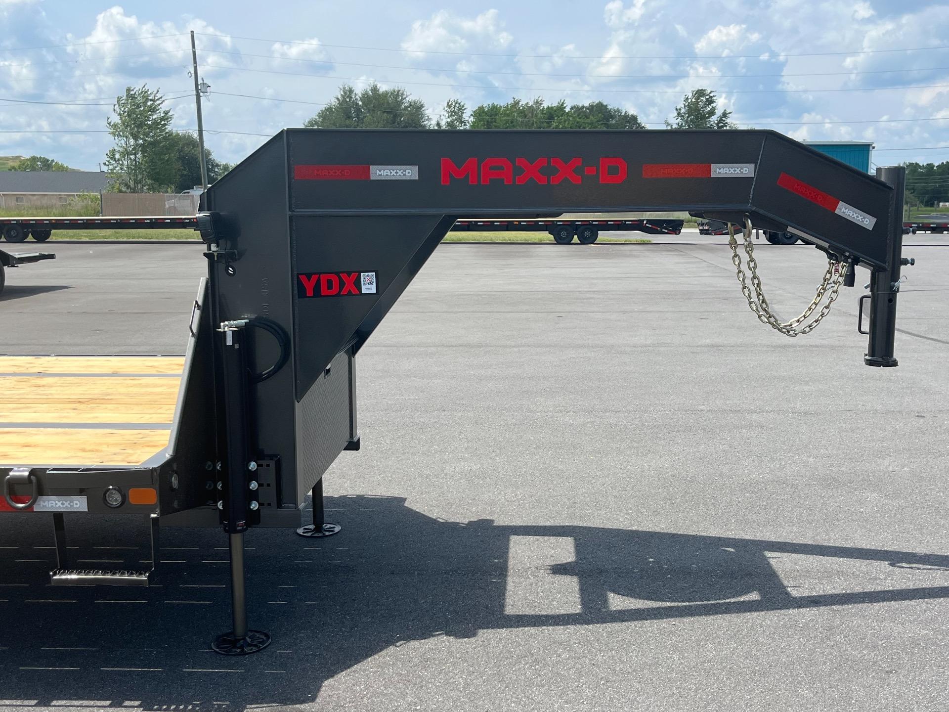 2026 MAXX-D YDX 8.5' x 32' 2