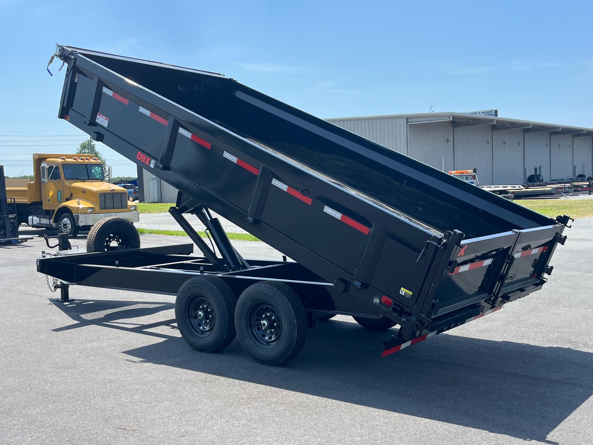 2026 MAXX-D D9X 8' x 16' (Folding Sides) 6