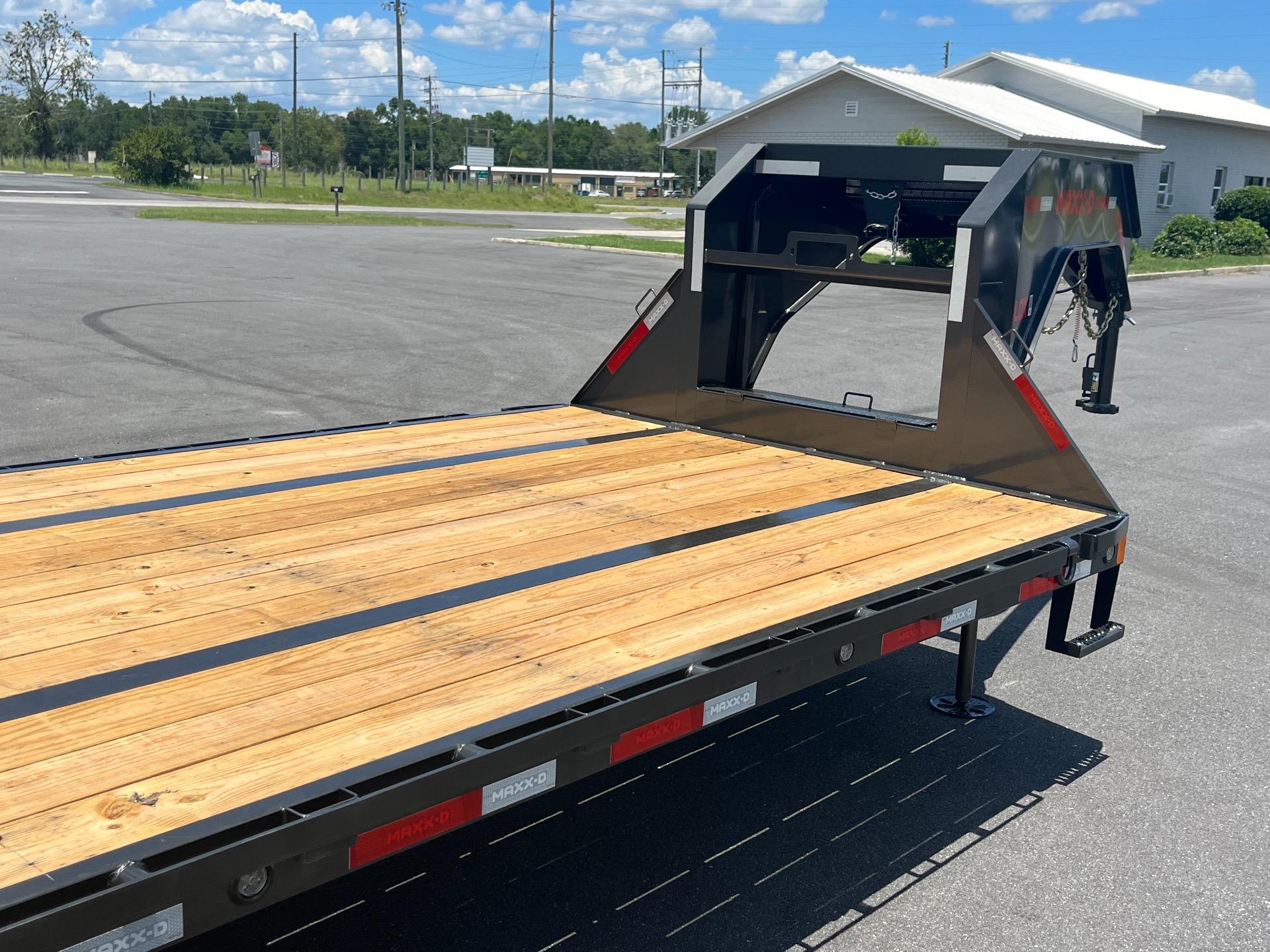 2026 MAXX-D LDX 8.5' x 40' 4