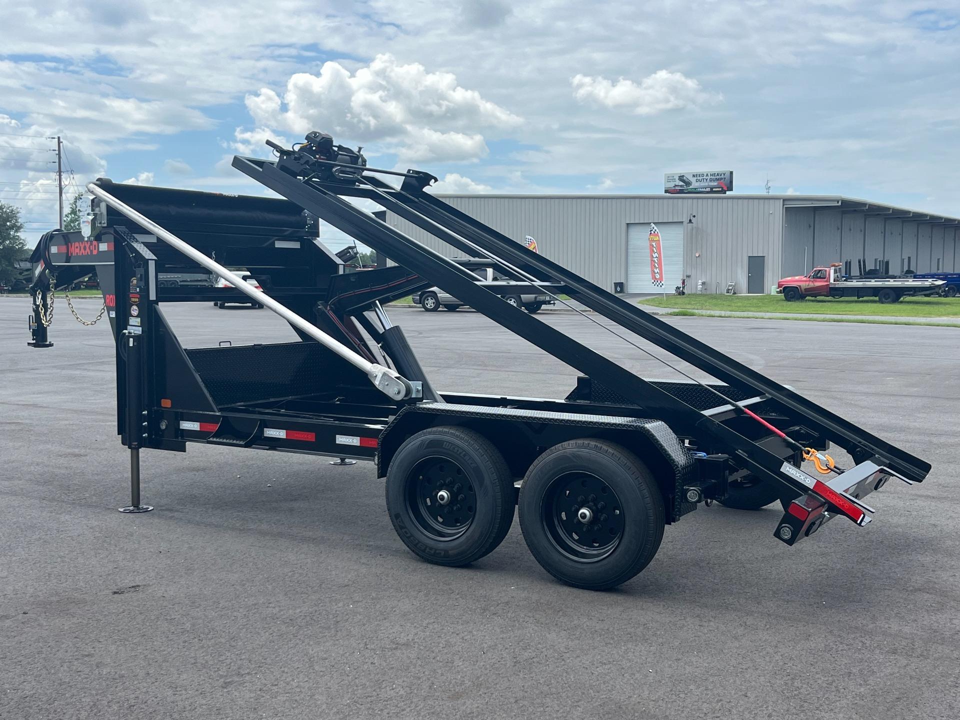 2026 MAXX-D 14' Roll Off 3
