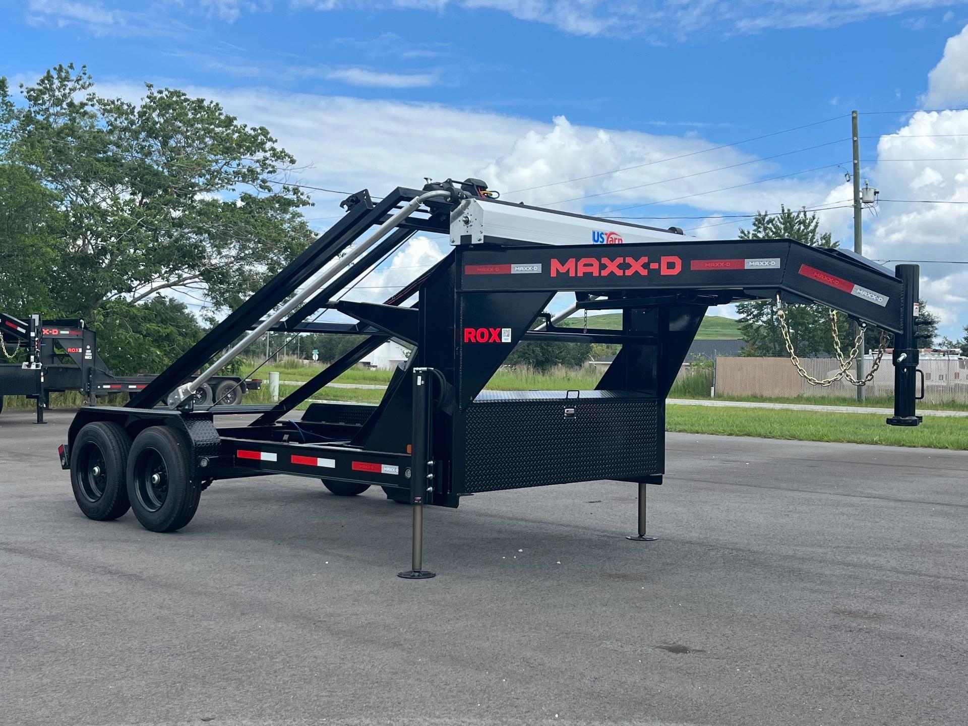 2026 MAXX-D 14' Roll Off 1