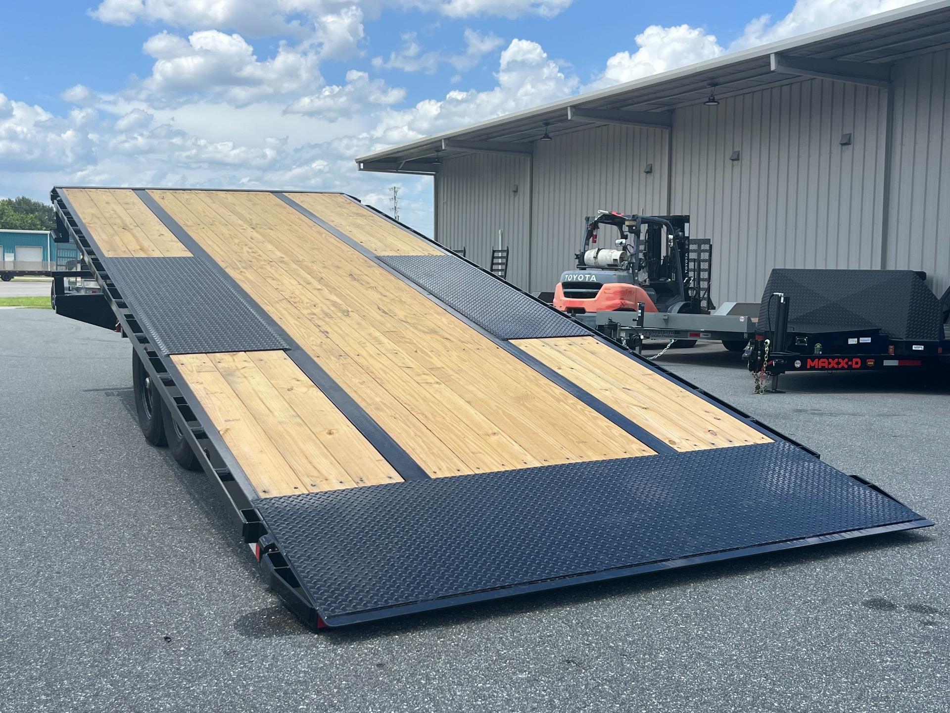 2026 MAXX-D TOX 8.5' x 22' 2