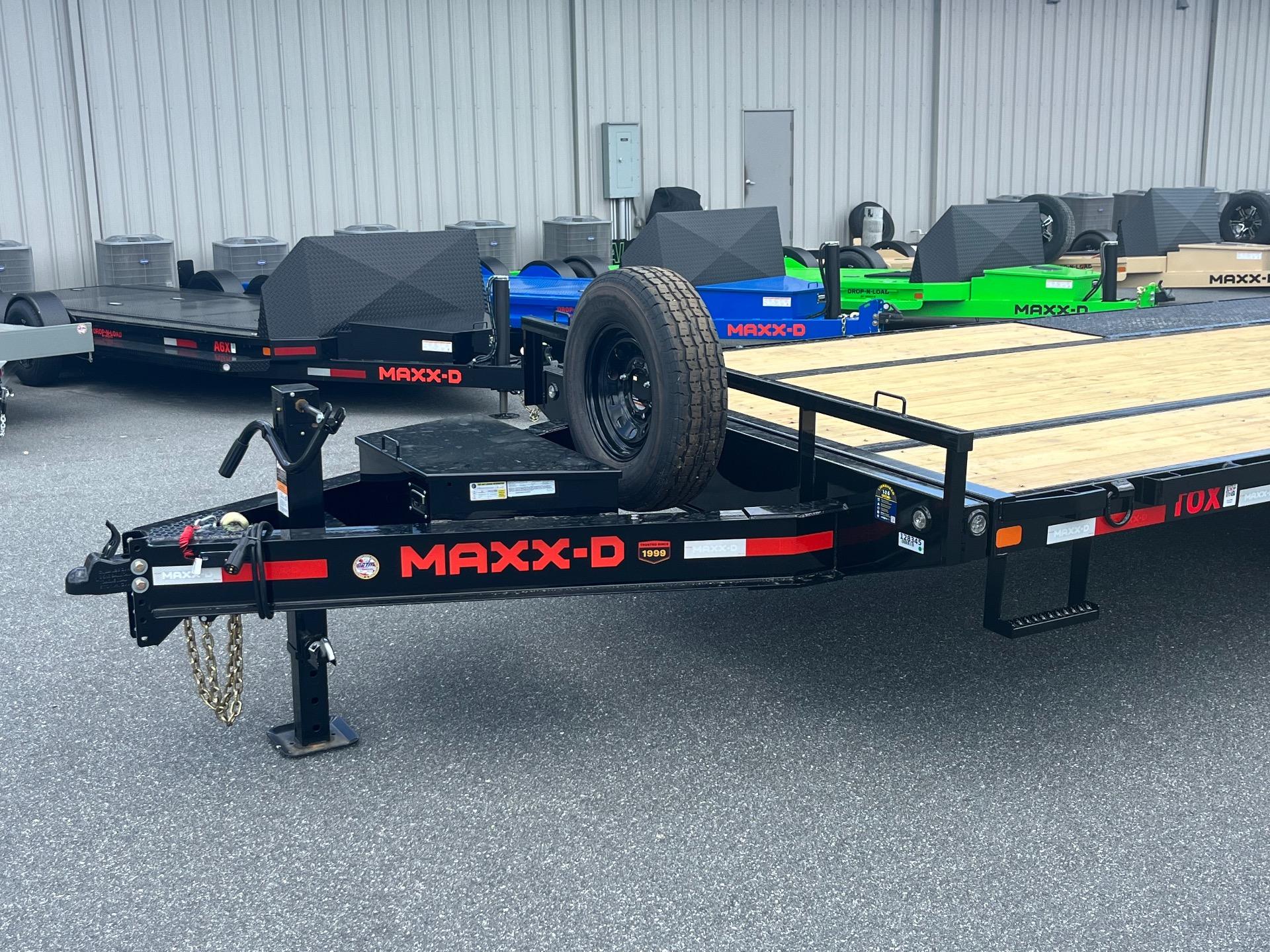 2026 MAXX-D TOX 8.5' x 22' 8