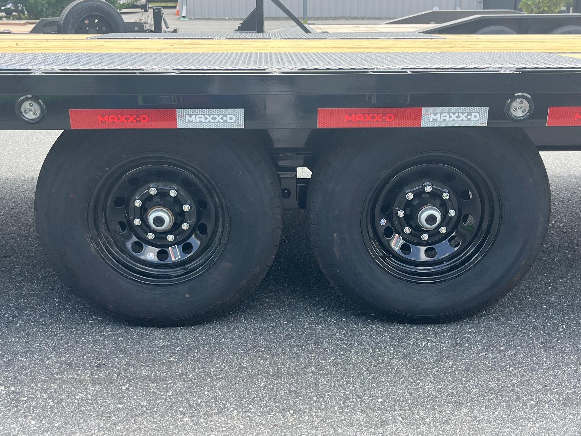 2026 MAXX-D TOX 8.5' x 22' 10