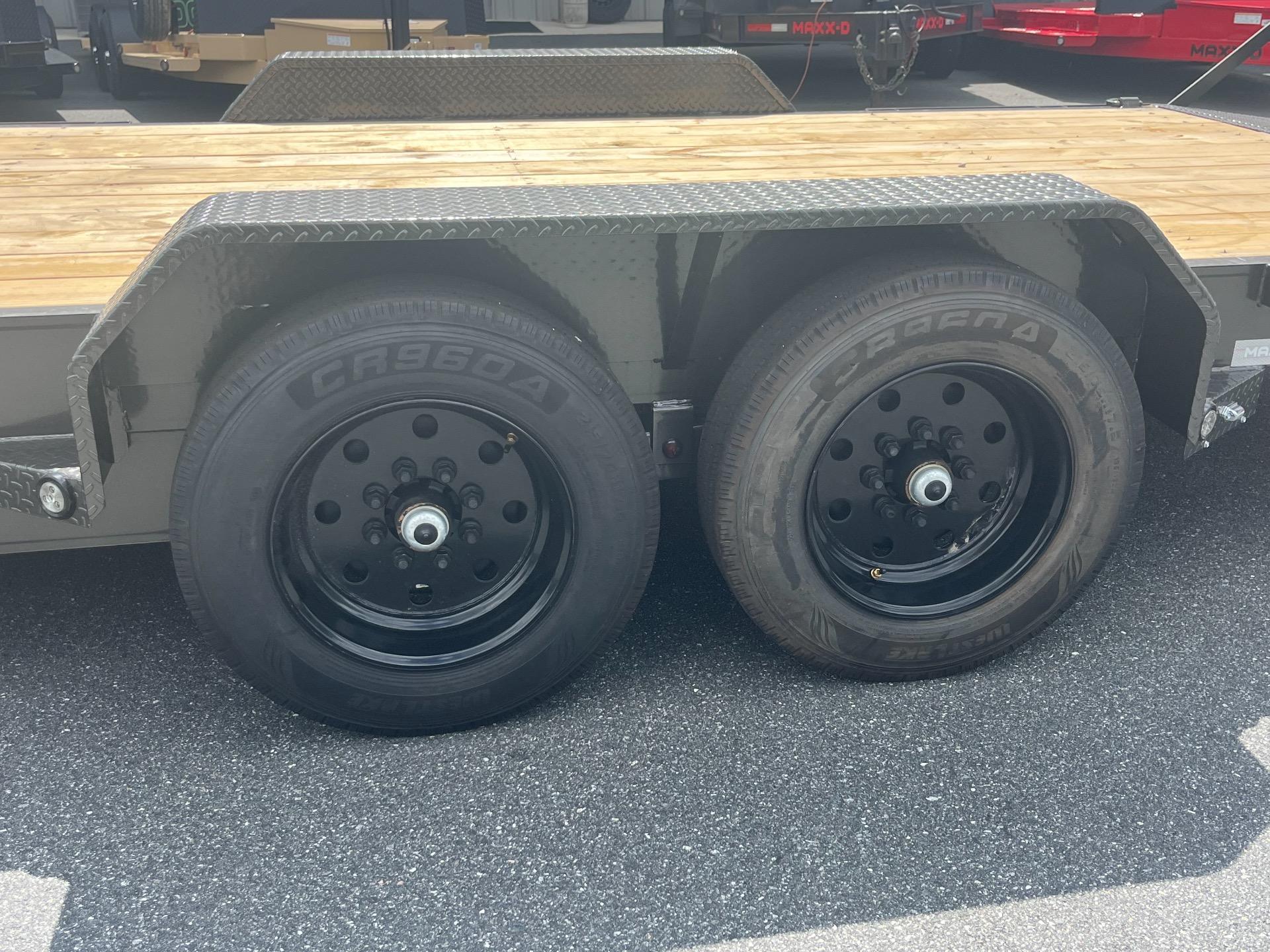 2026 MAXX-D C8X 7' x 22' 6