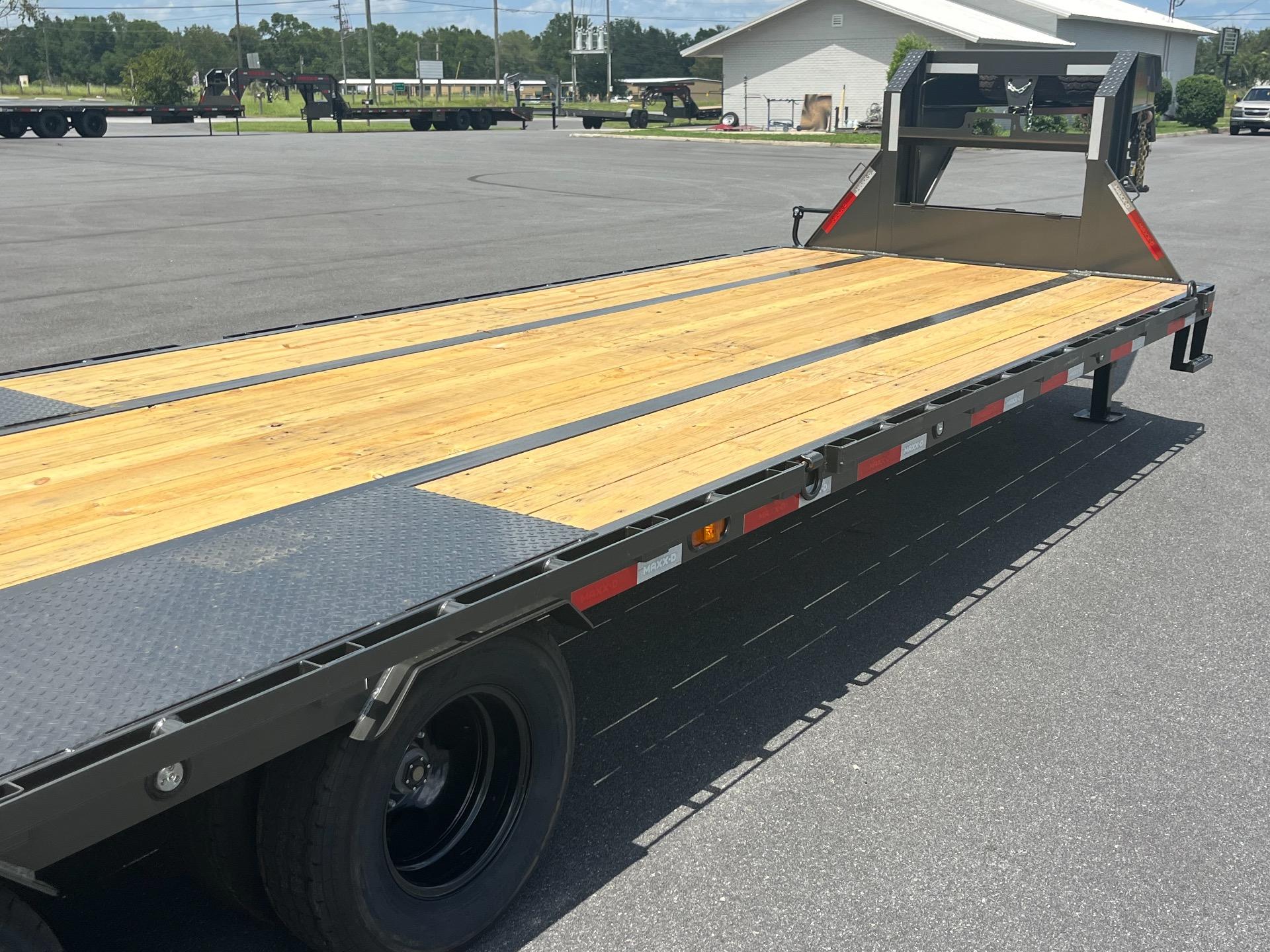 2026 MAXX-D LKX 8.5' x 30' 3