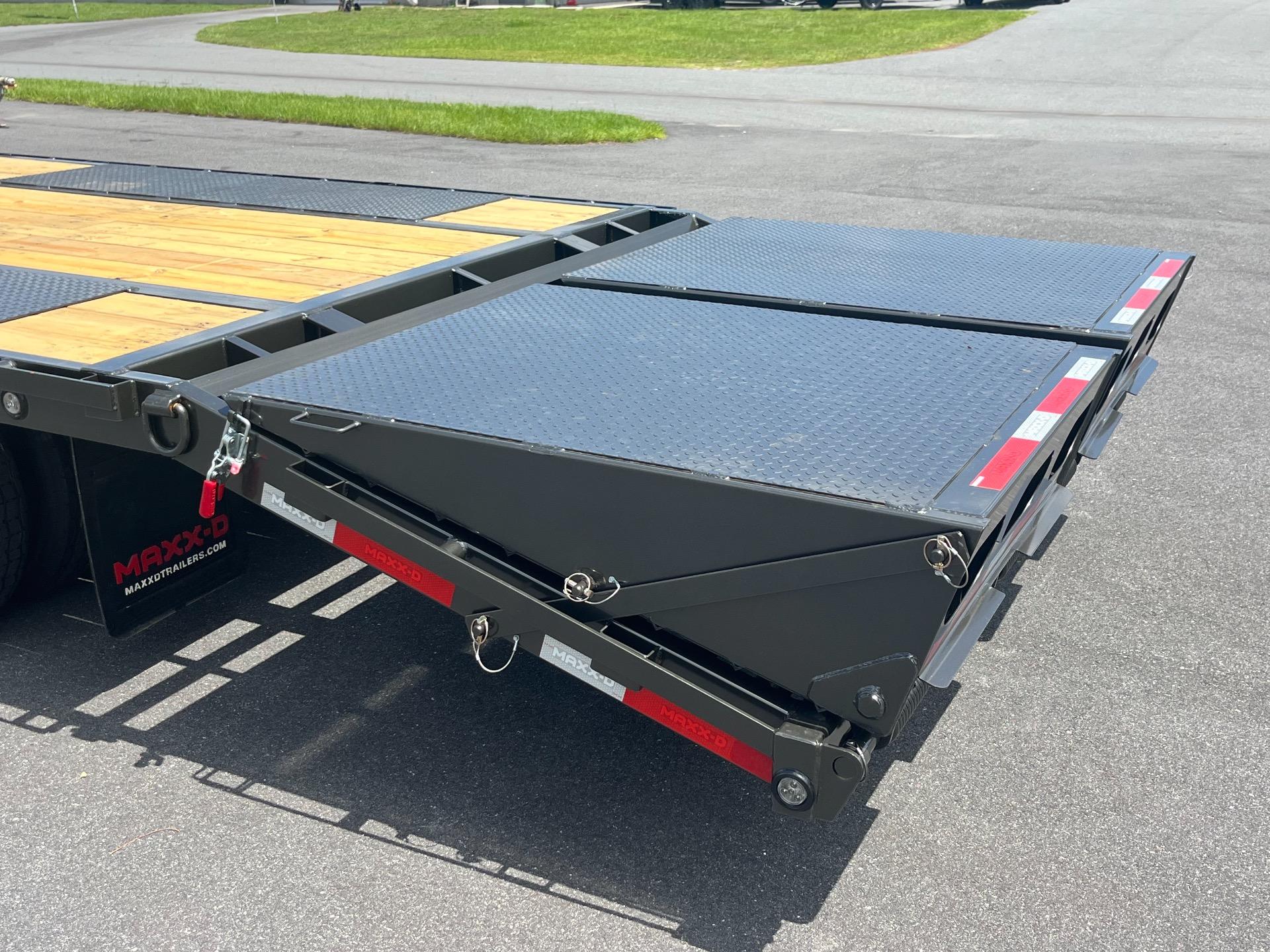 2026 MAXX-D LKX 8.5' x 30' 6