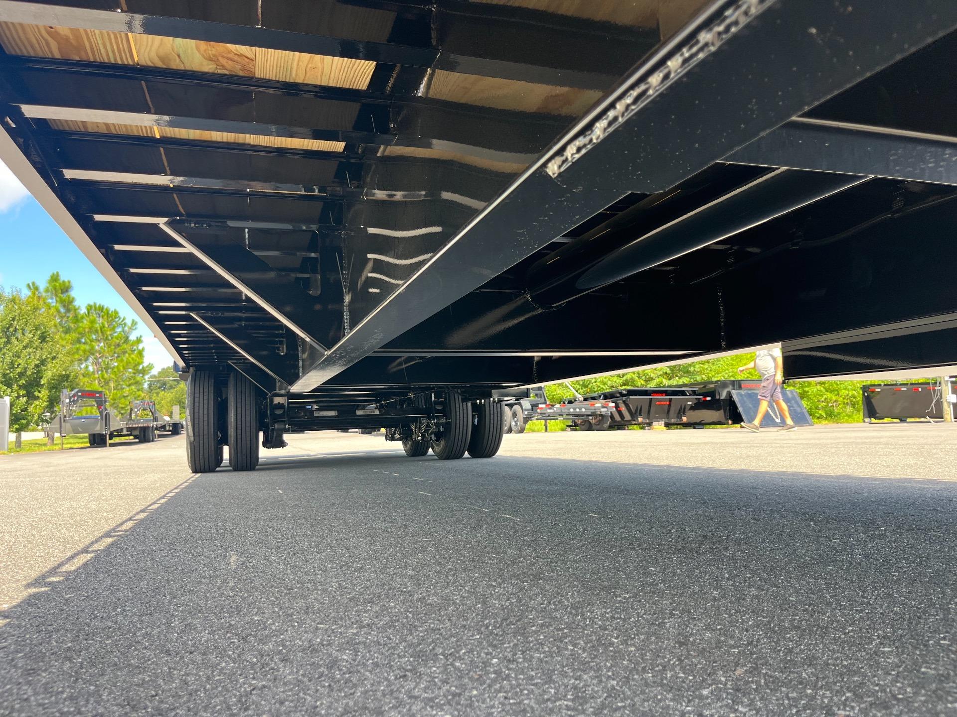 2026 MAXX-D LHX 8.5' x 32' 15