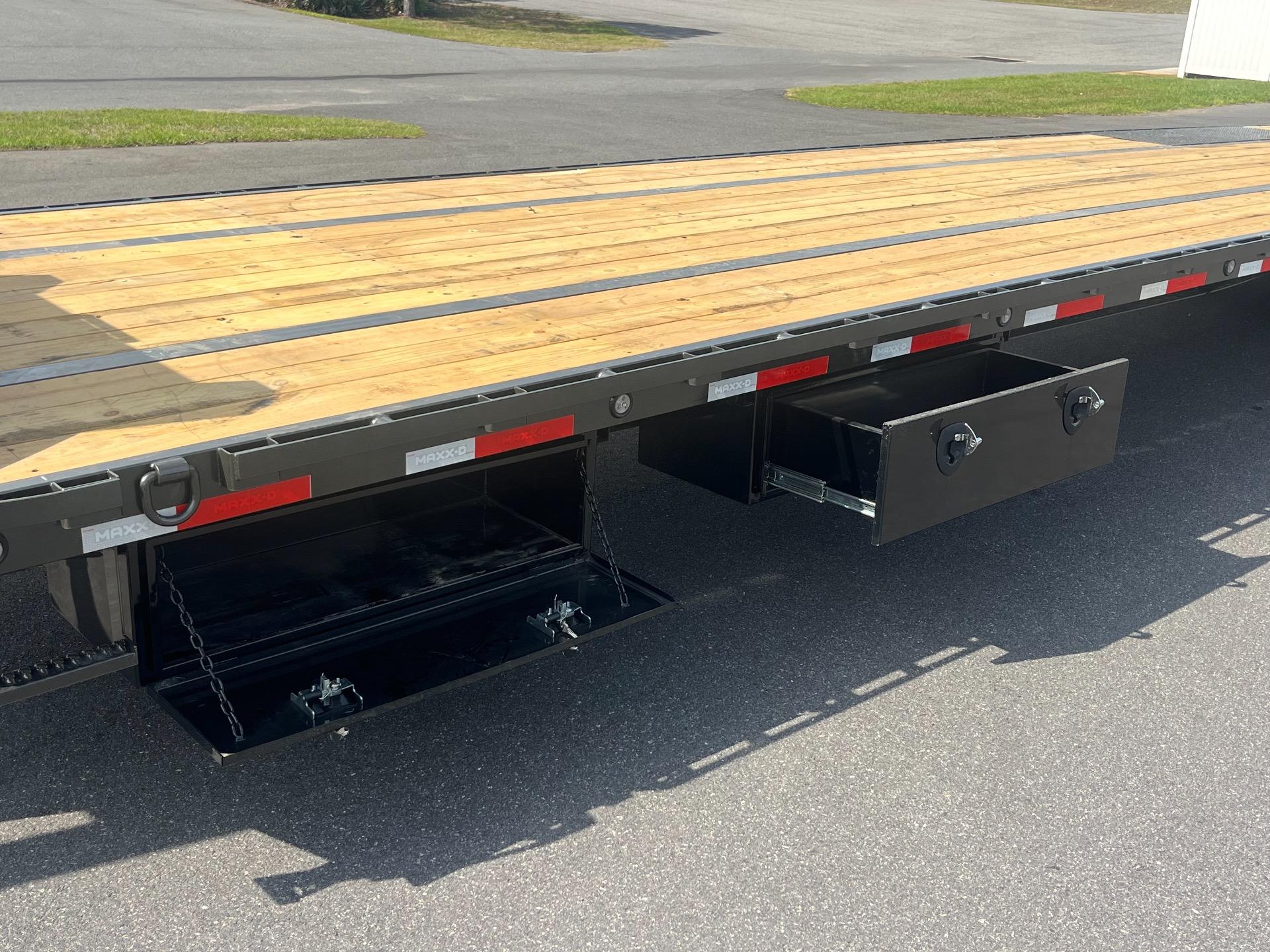 2026 MAXX-D 40' Flatbed Trailer (15K Axles) 4