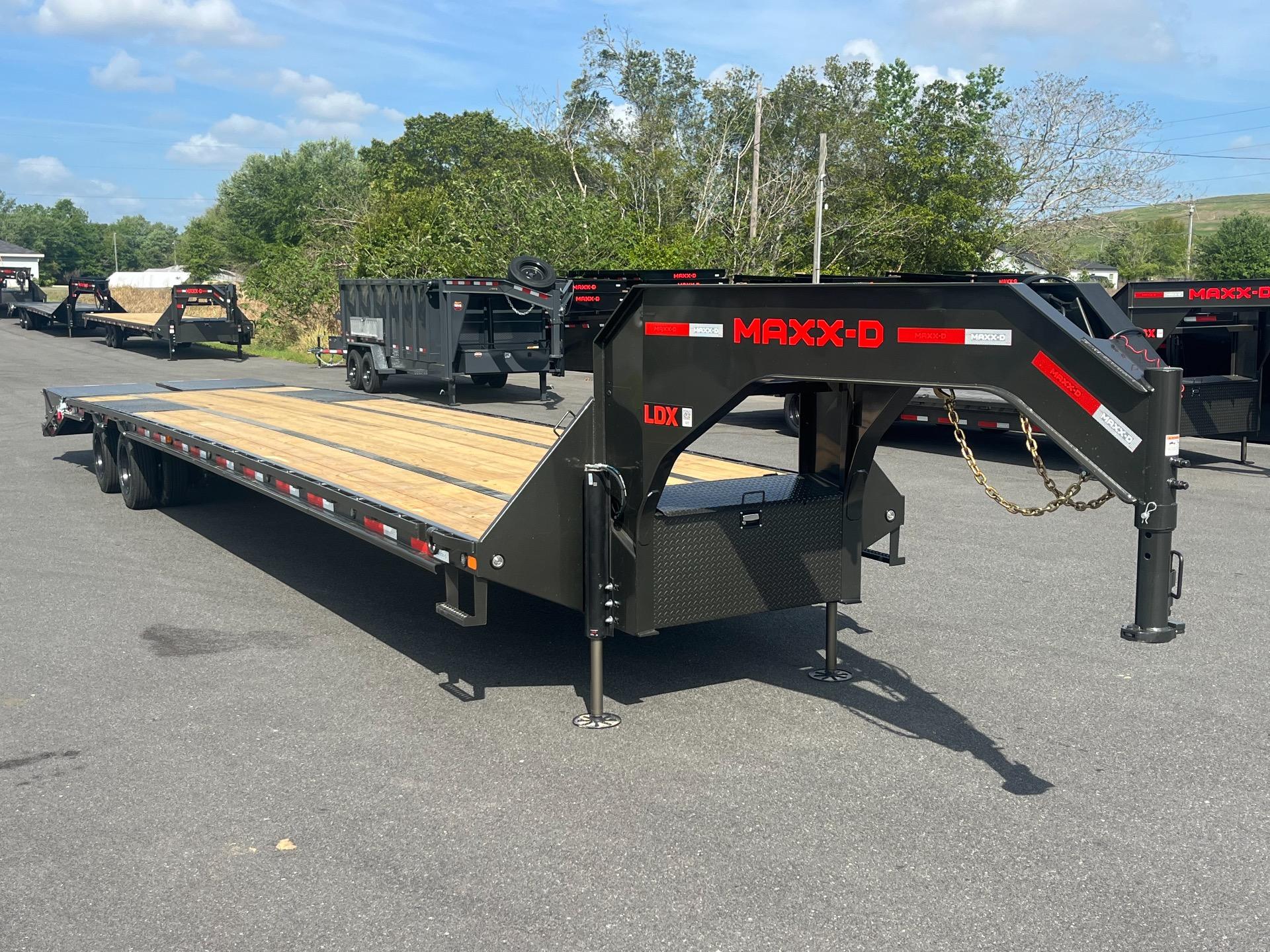 2026 MAXX-D 40' Flatbed Trailer (15K Axles) 1
