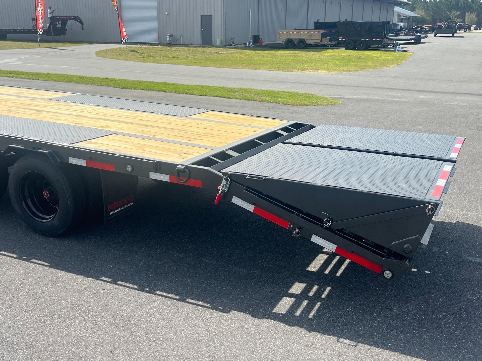 2026 MAXX-D 40' Flatbed Trailer (15K Axles) 11