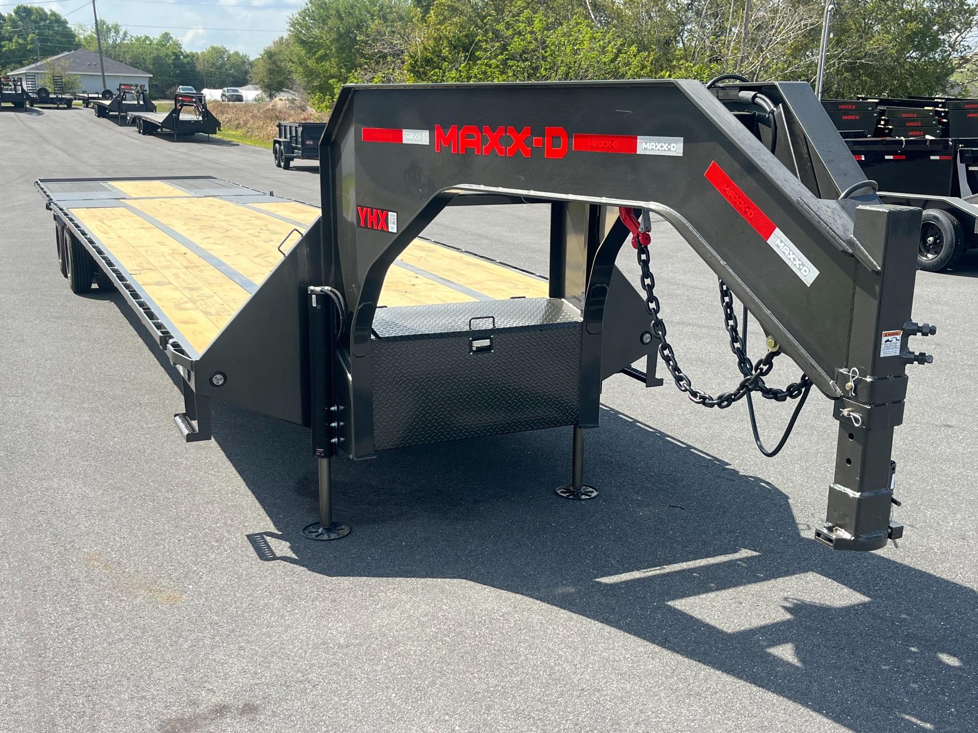 2026 MAXX-D YHX 8.5' x 40' 13