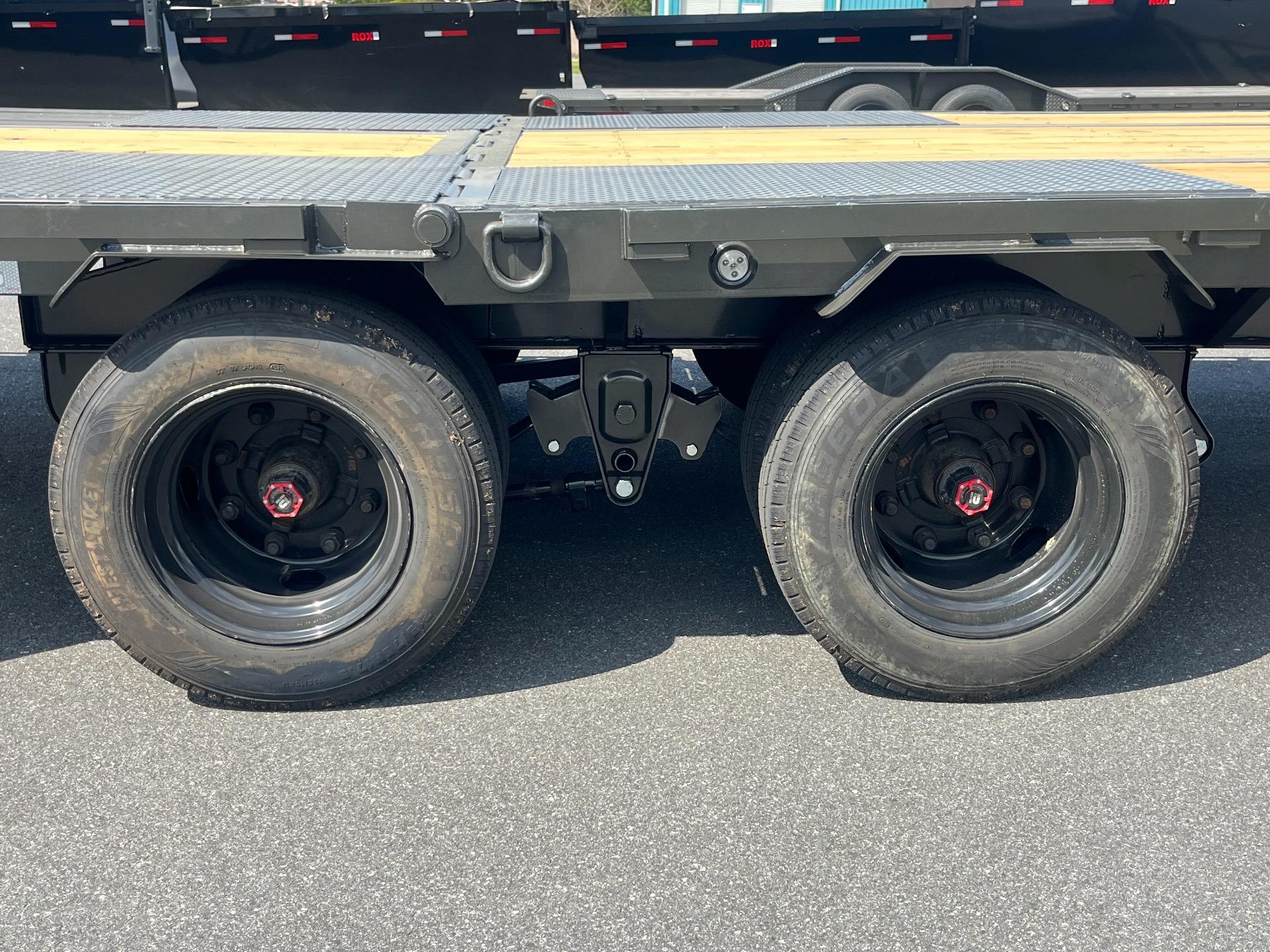 2026 MAXX-D YHX 8.5' x 40' 12