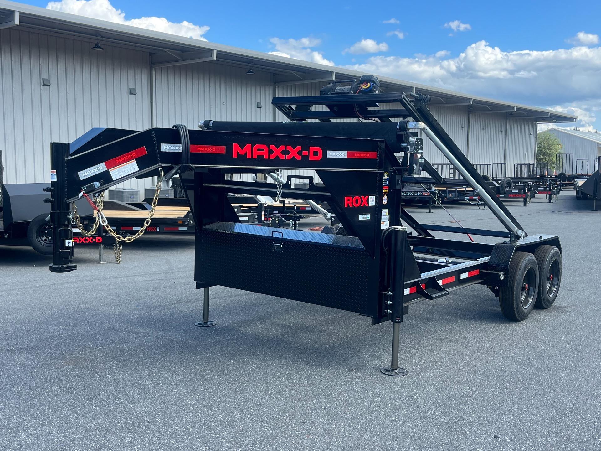 2026 MAXX-D 14' Roll Off 1