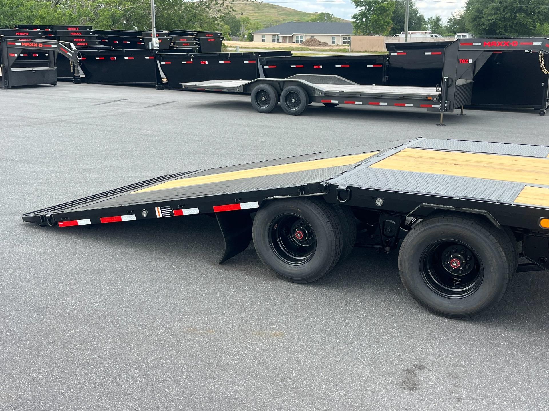 2026 MAXX-D YDX 8.5' x 32' 4