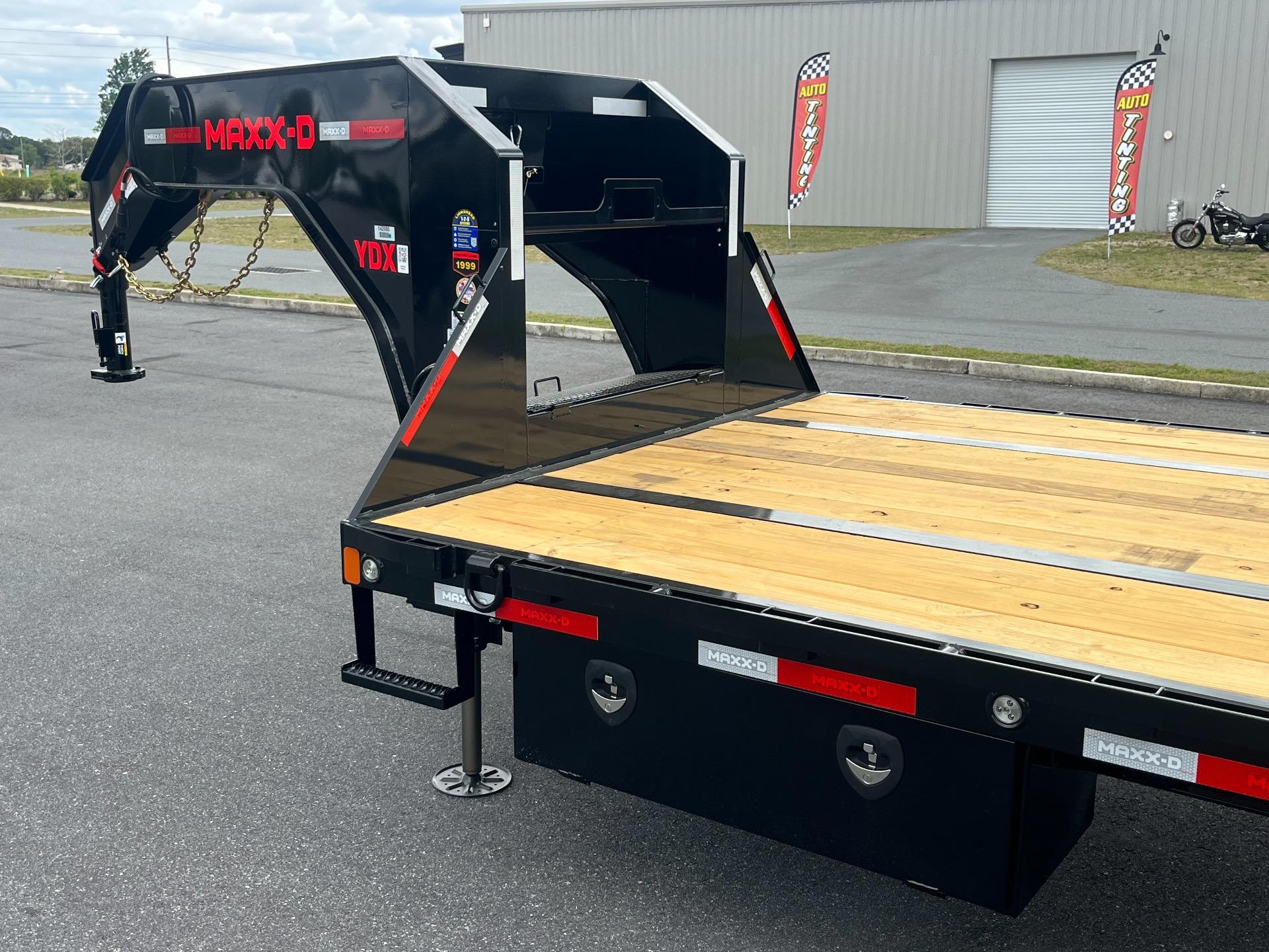 2026 MAXX-D YDX 8.5' x 32' 11