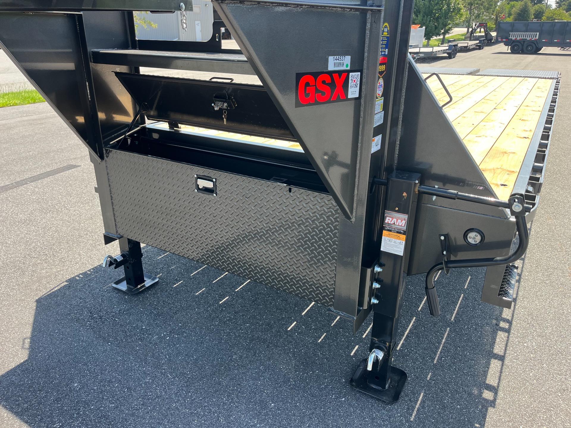 2027 MAXX-D GSX 8.5' x 25' 12