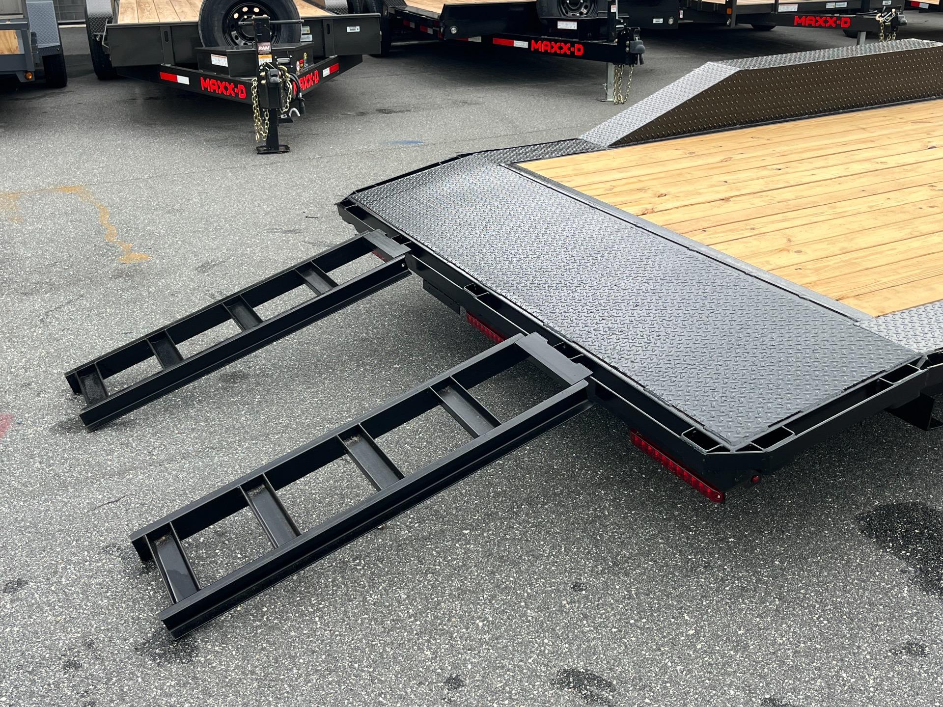 2026 Southern Grace 8.5' x 22' 9