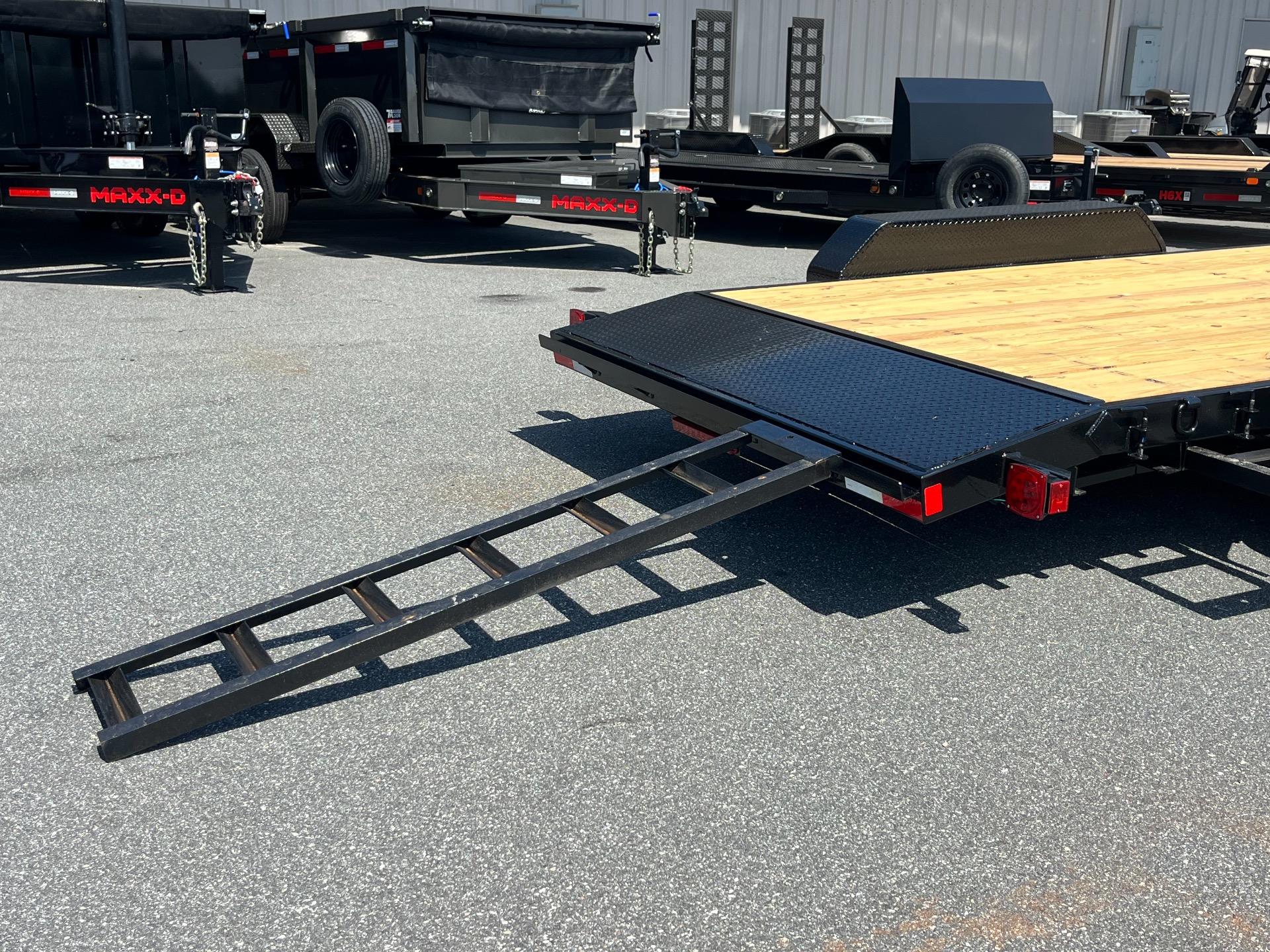 2026 Southern Grace 7' x 18' 3