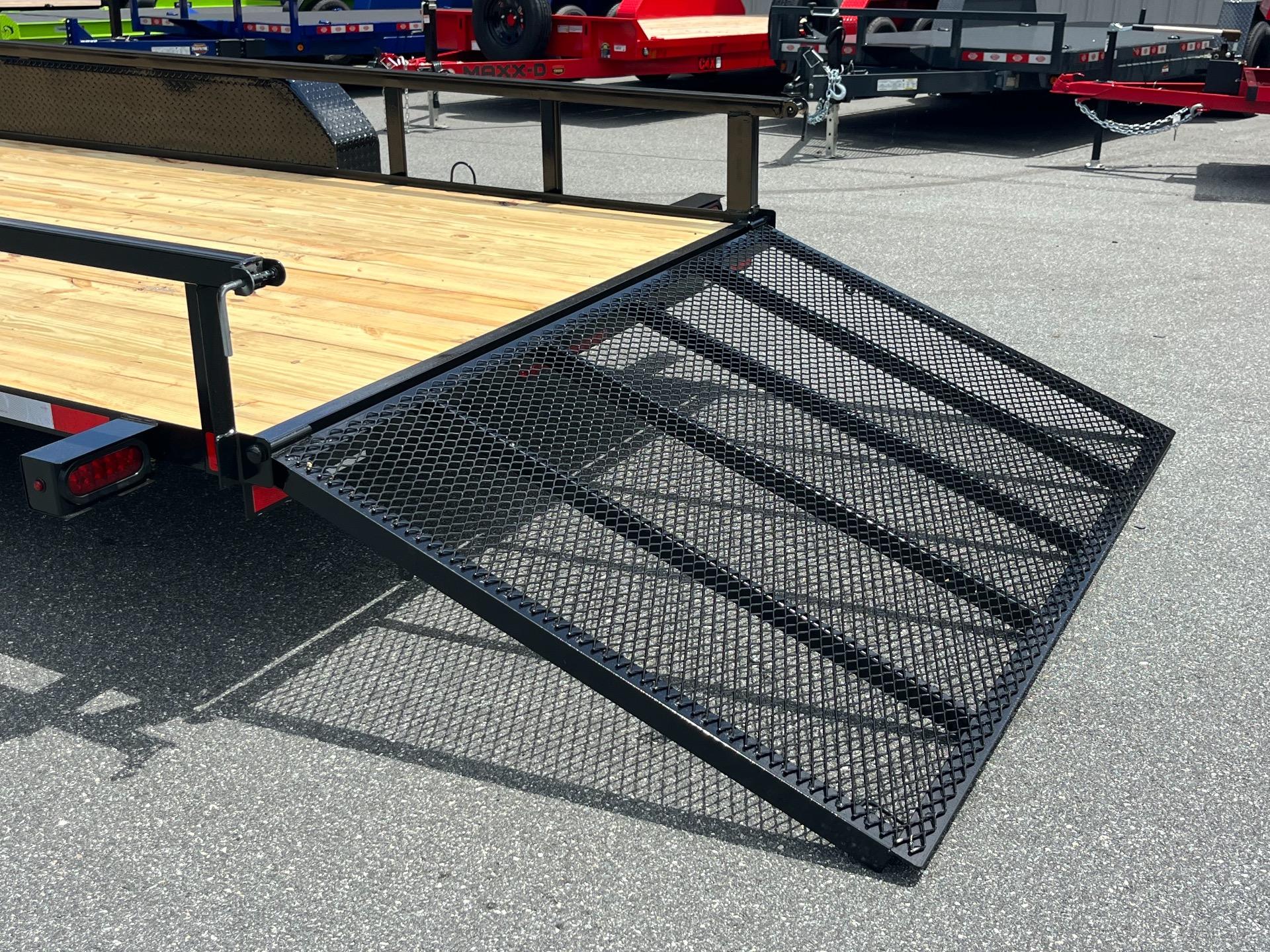 2025 Southern Grace 7' x 20' 7
