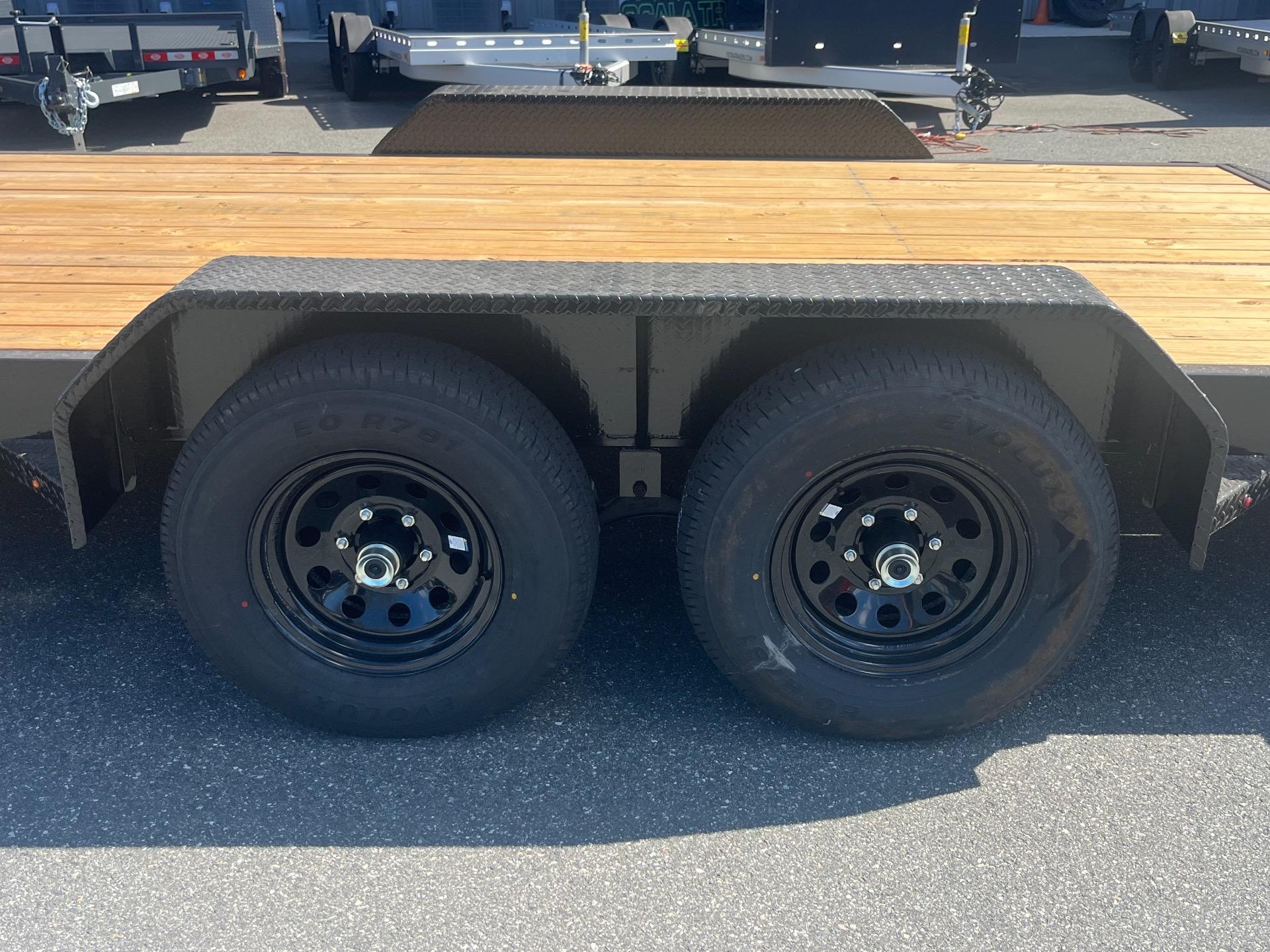 2025 Southern Grace 7' x 20' 7