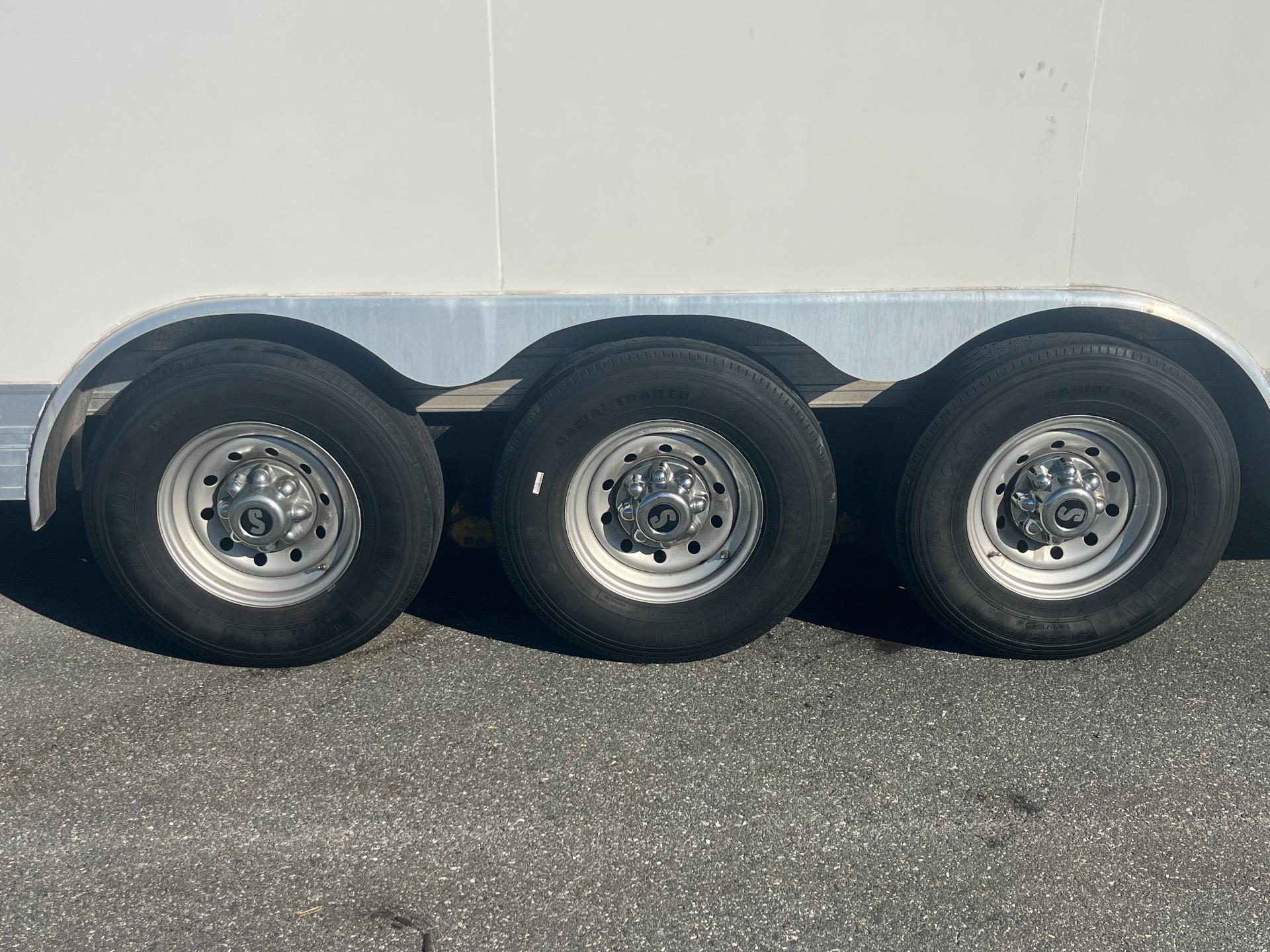 2022 Shadow 52' Enclosed 17