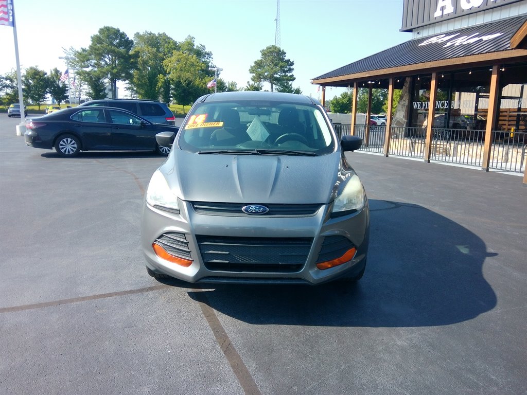 2014 Ford Escape S photo 4