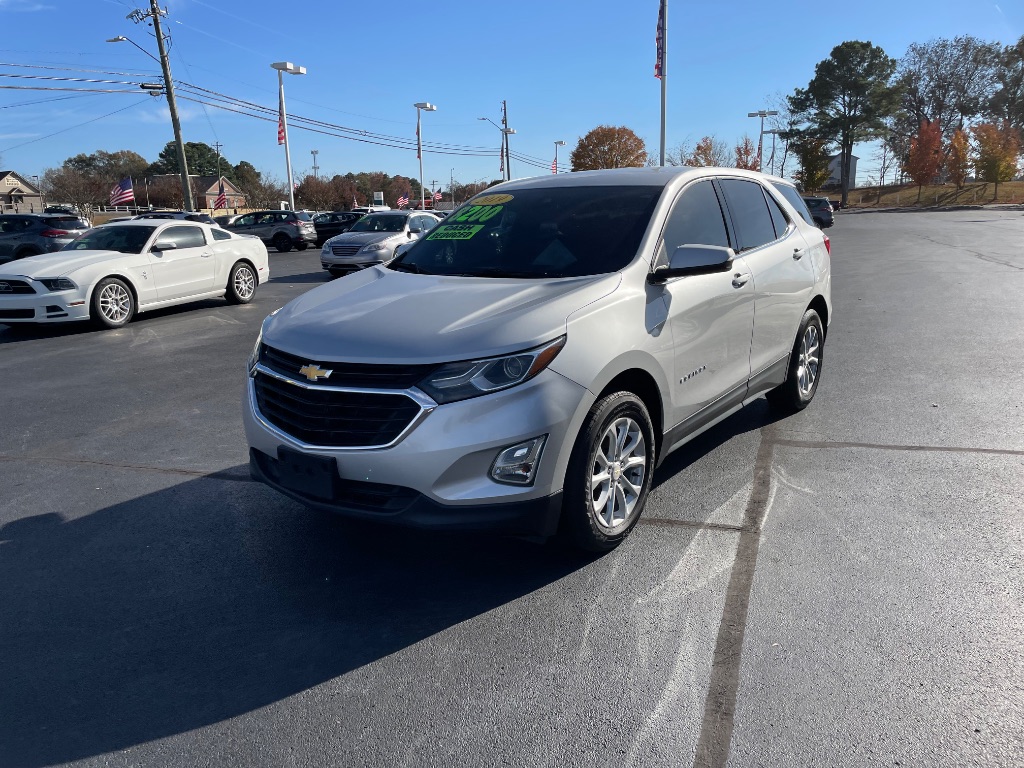 2019 Chevrolet Equinox LT photo 2