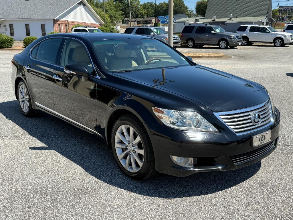 2010 Lexus LS 460 L photo 3