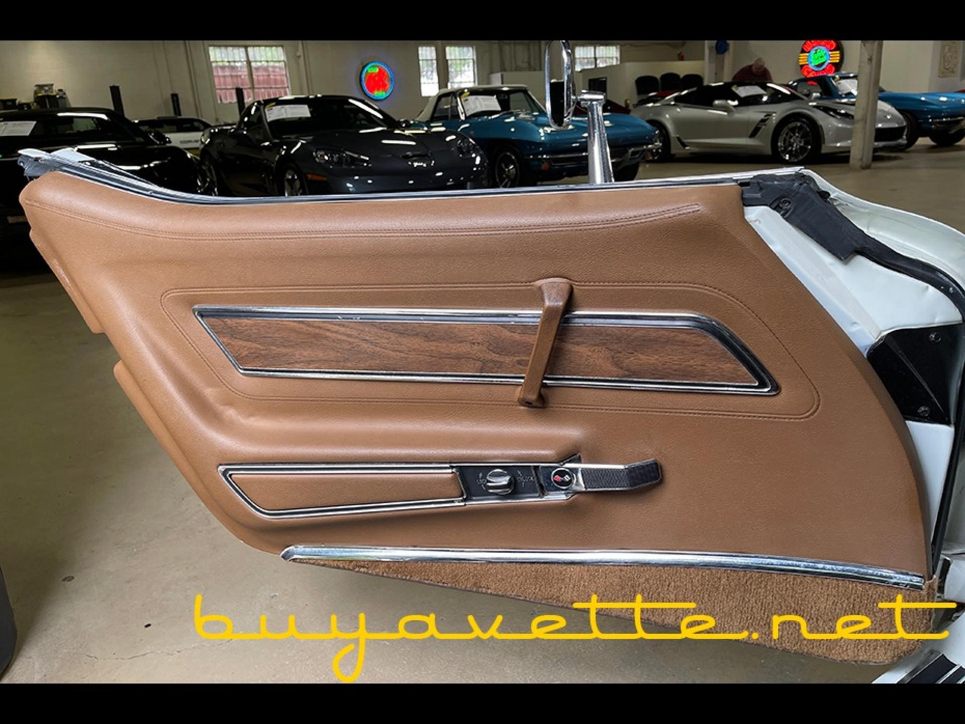 1971 Corvette Coupe picture #26