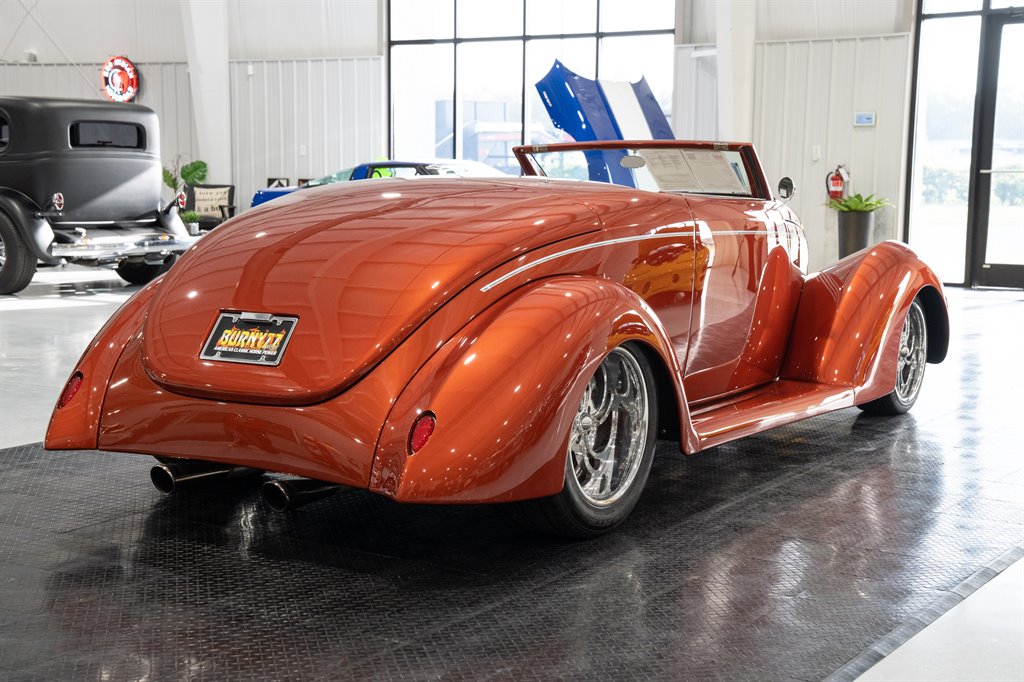 1939 Ford Cabriolet 5
