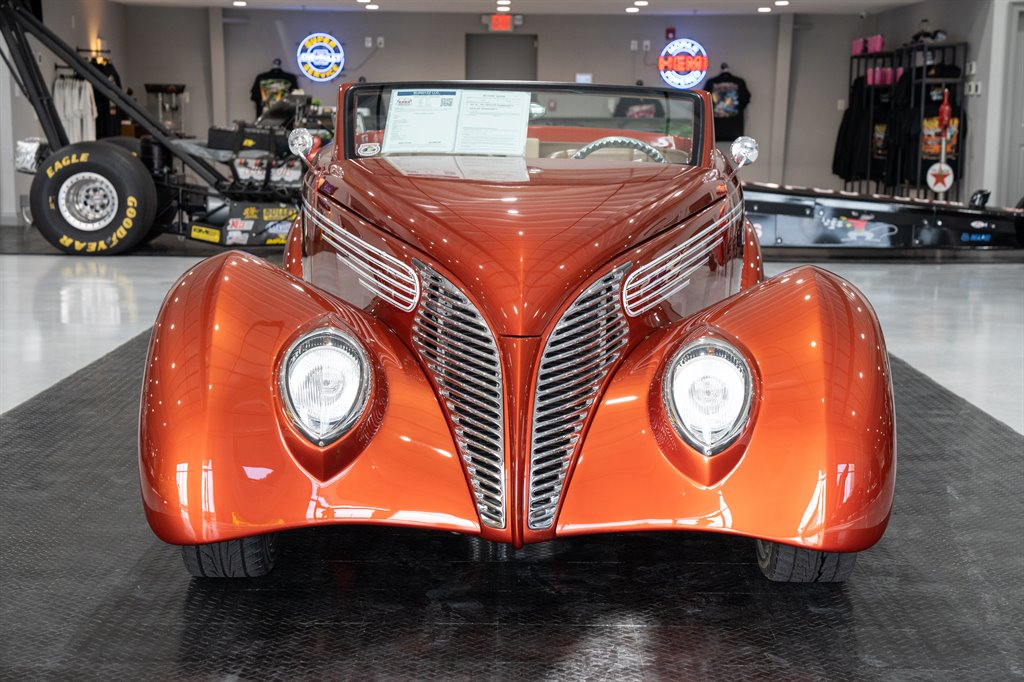 1939 Ford Cabriolet 8