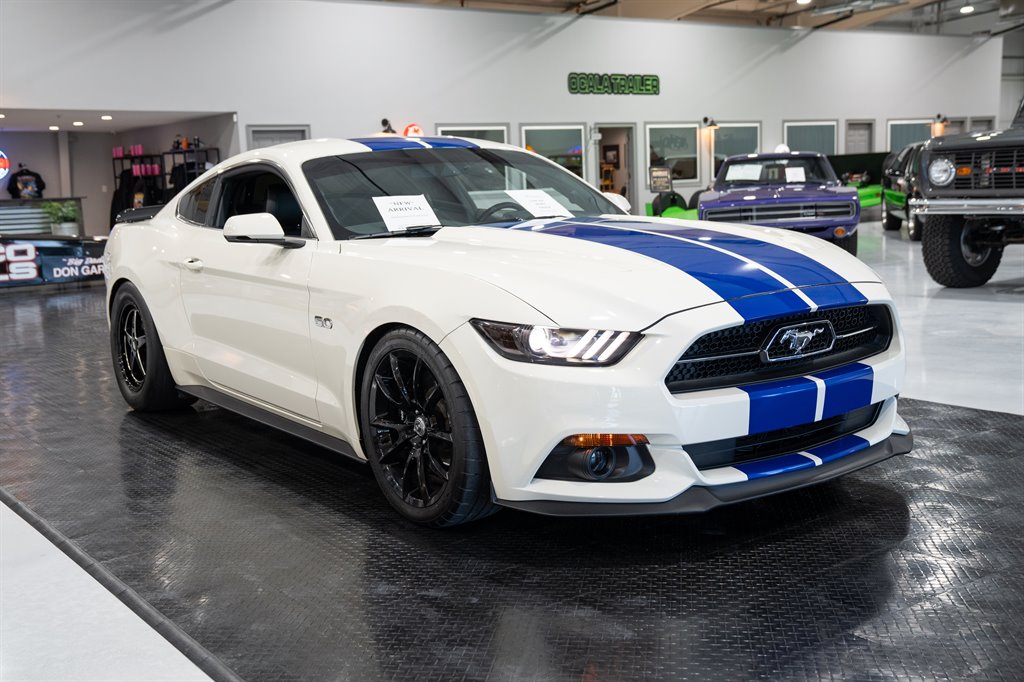 2015 Ford Mustang 7
