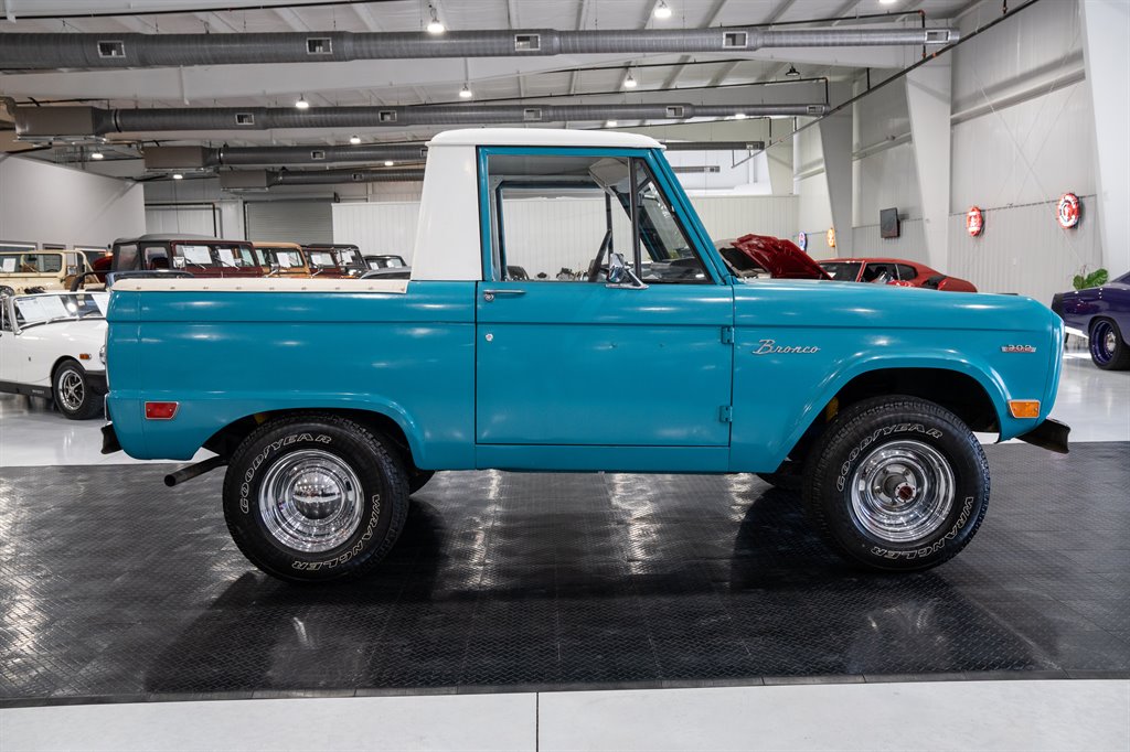 1969 Ford Bronco 6