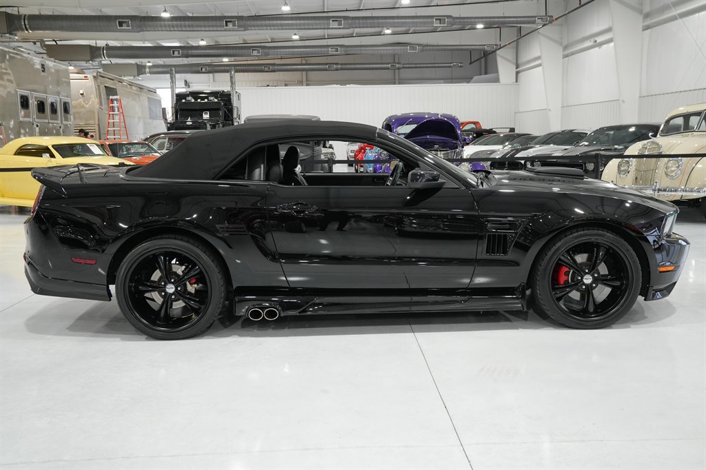2010 Ford Mustang 8